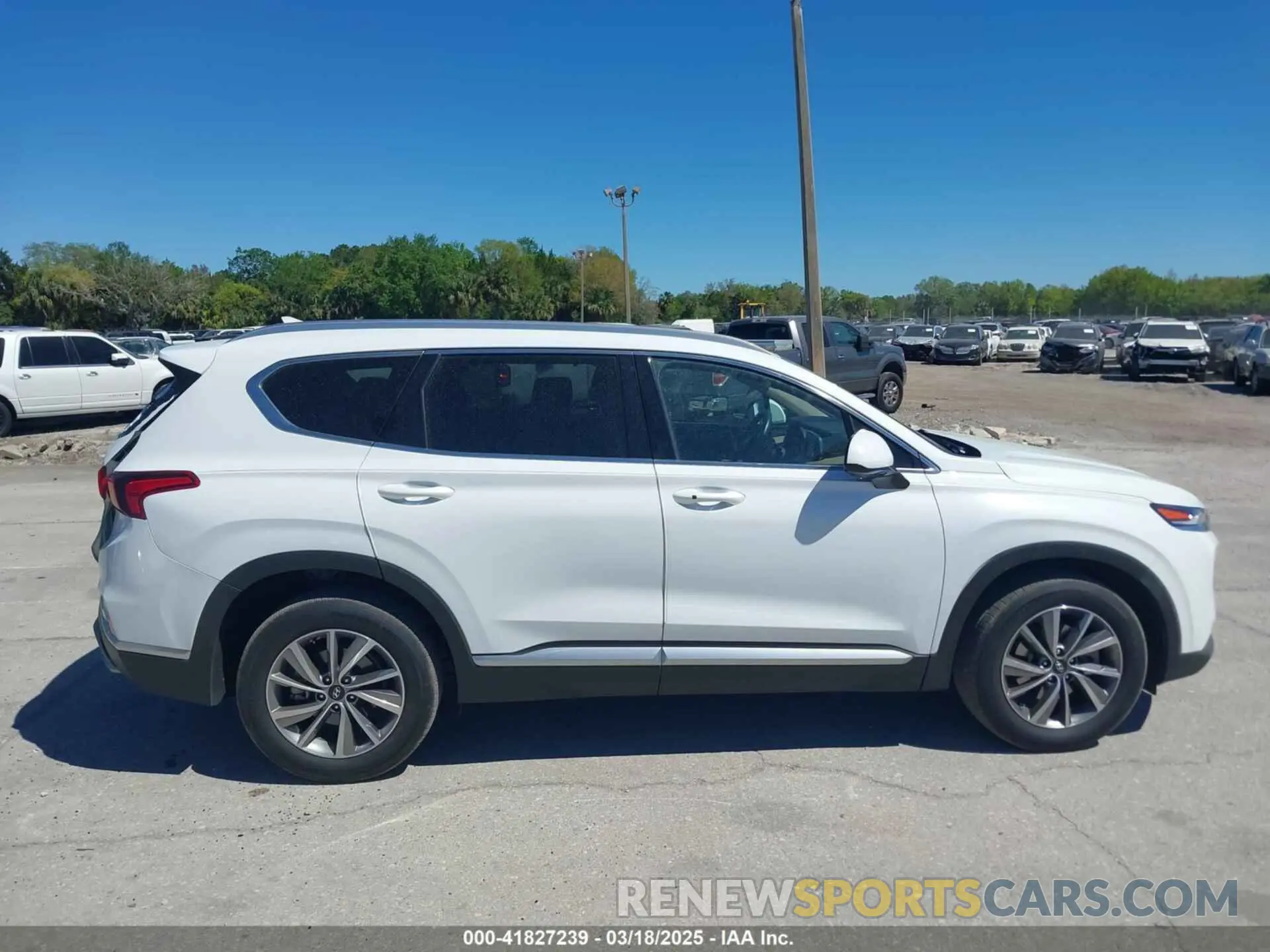 13 fotografías del automóvil dañado 5NMS33AD9LH243166 HYUNDAI SANTA FE 2020