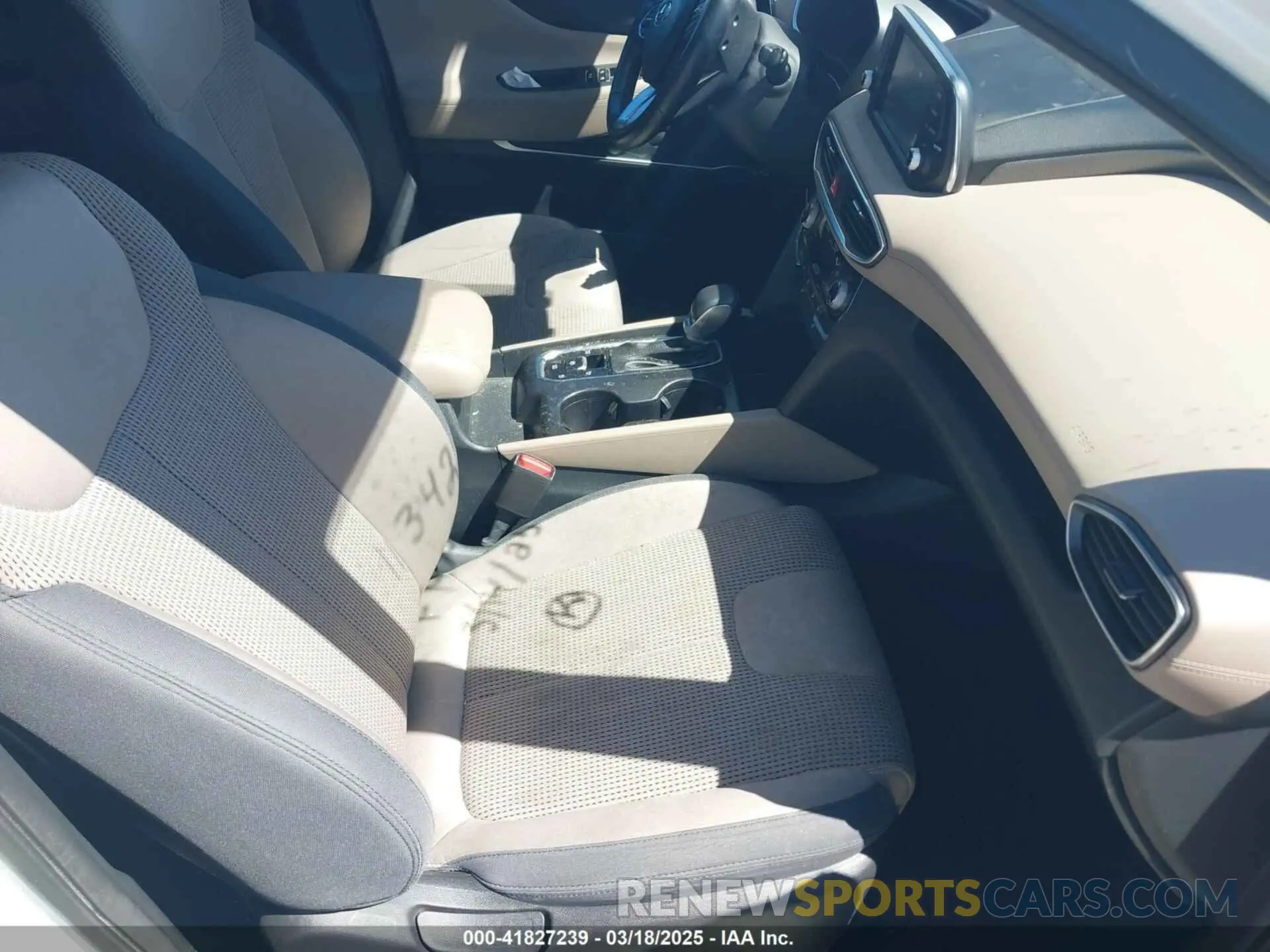 5 fotografías del automóvil dañado 5NMS33AD9LH243166 HYUNDAI SANTA FE 2020