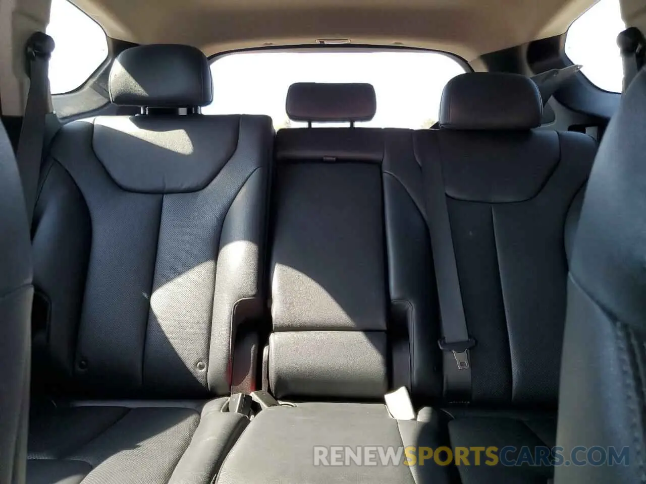 10 fotografías del automóvil dañado 5NMS3CAAXLH186434 HYUNDAI SANTA FE 2020