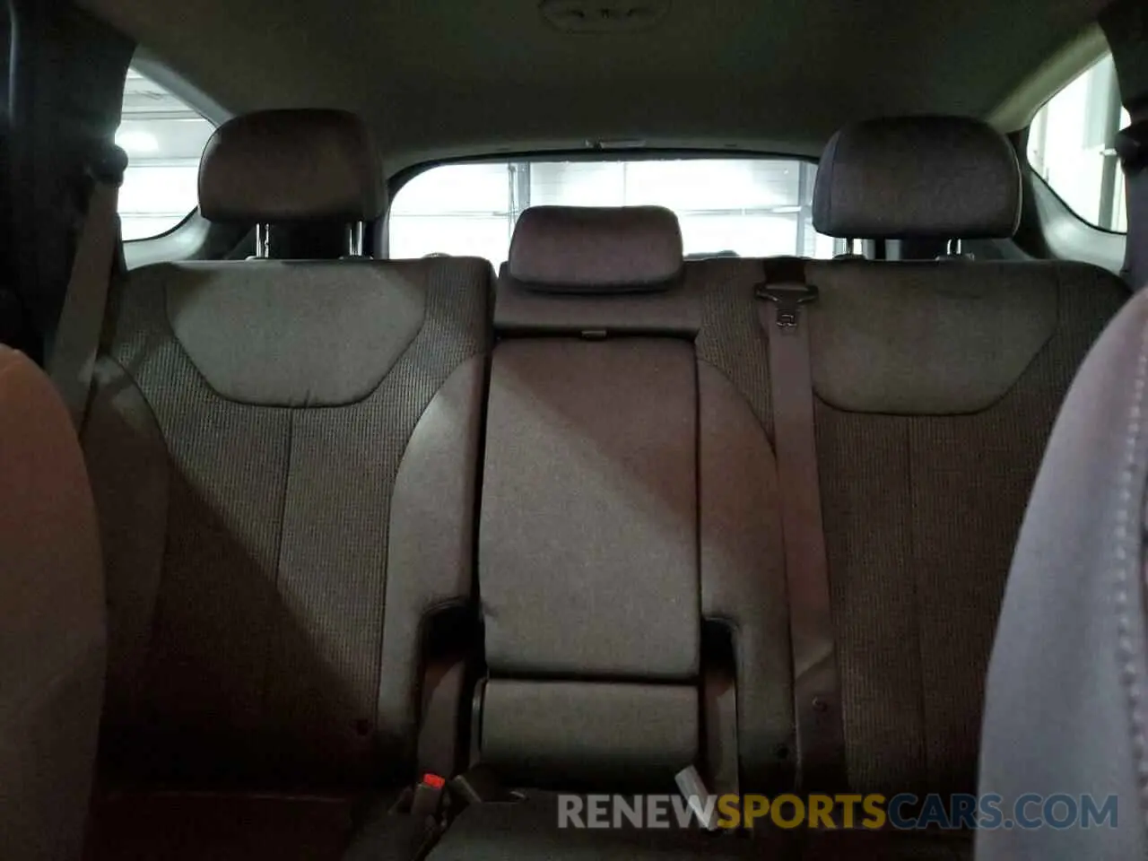 10 fotografías del automóvil dañado 5NMS3CAD2LH145757 HYUNDAI SANTA FE 2020