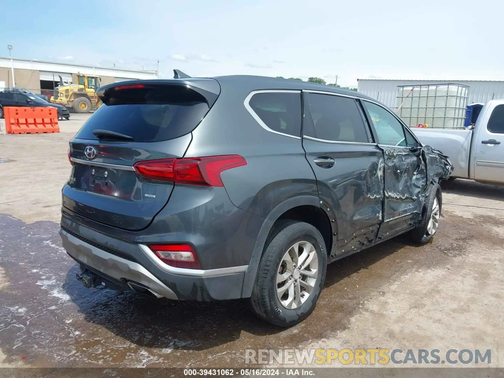 4 fotografías del automóvil dañado 5NMS3CAD5LH256335 HYUNDAI SANTA FE 2020