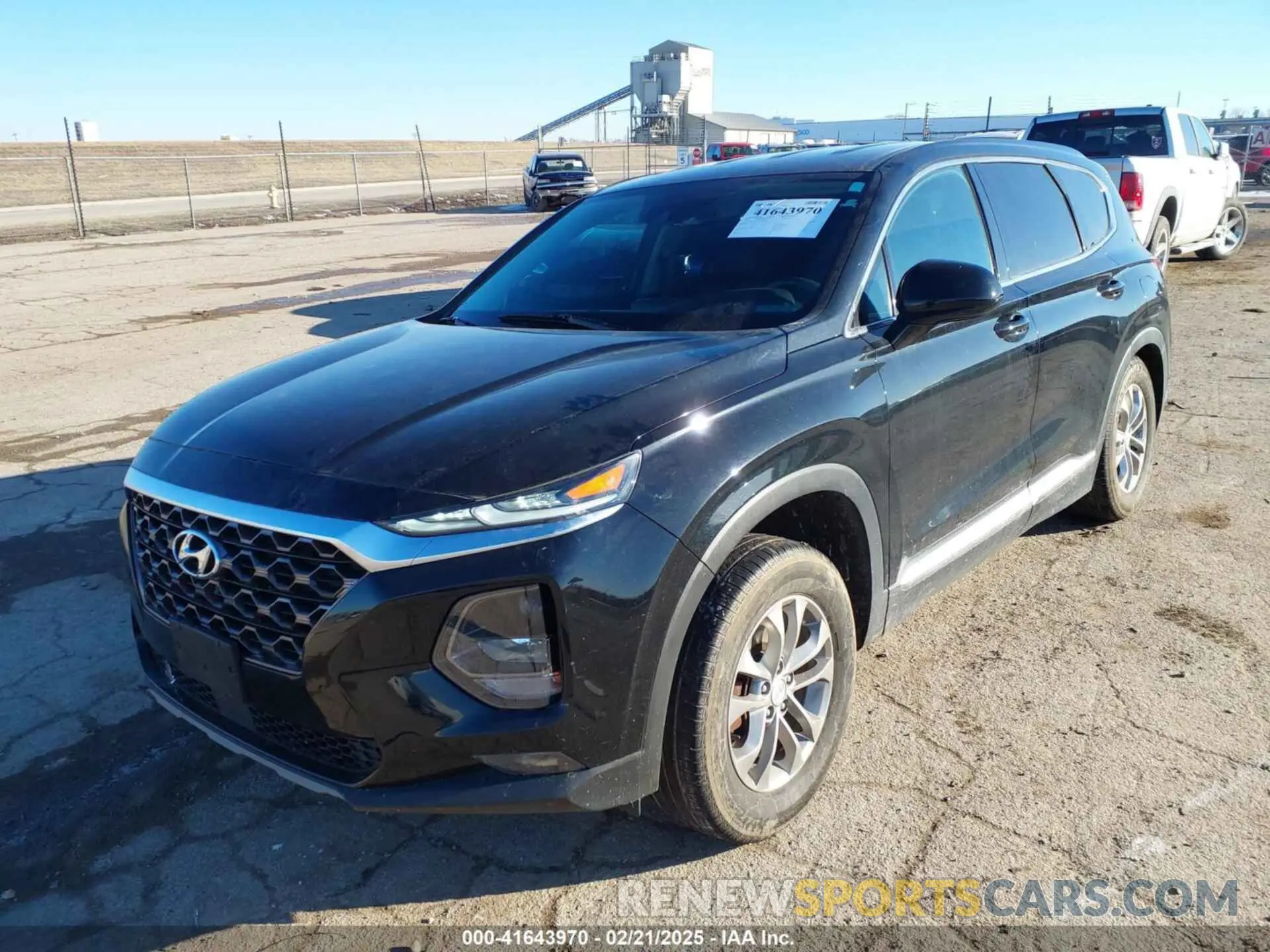 2 fotografías del automóvil dañado 5NMS3CADXLH156974 HYUNDAI SANTA FE 2020