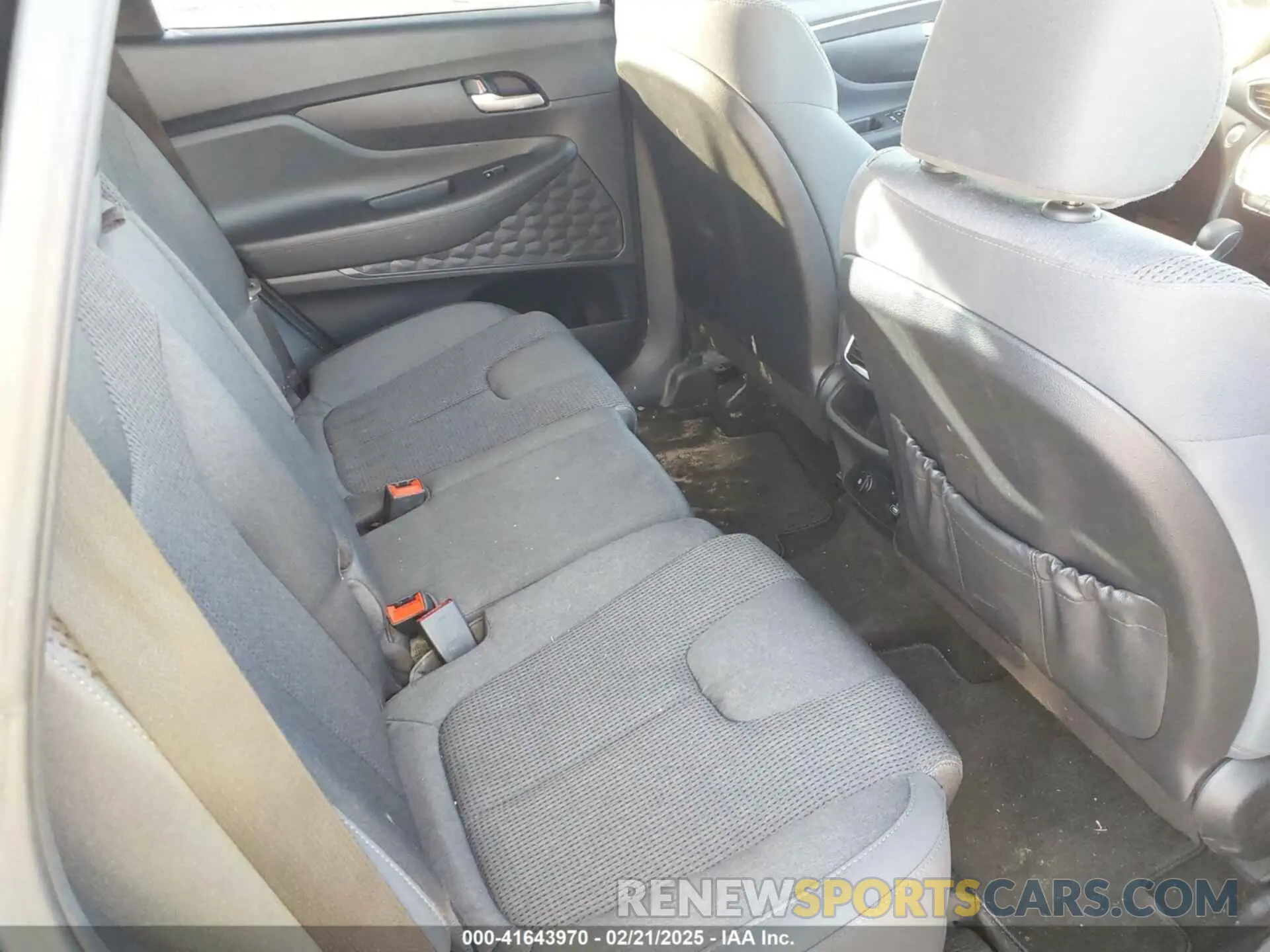 8 fotografías del automóvil dañado 5NMS3CADXLH156974 HYUNDAI SANTA FE 2020