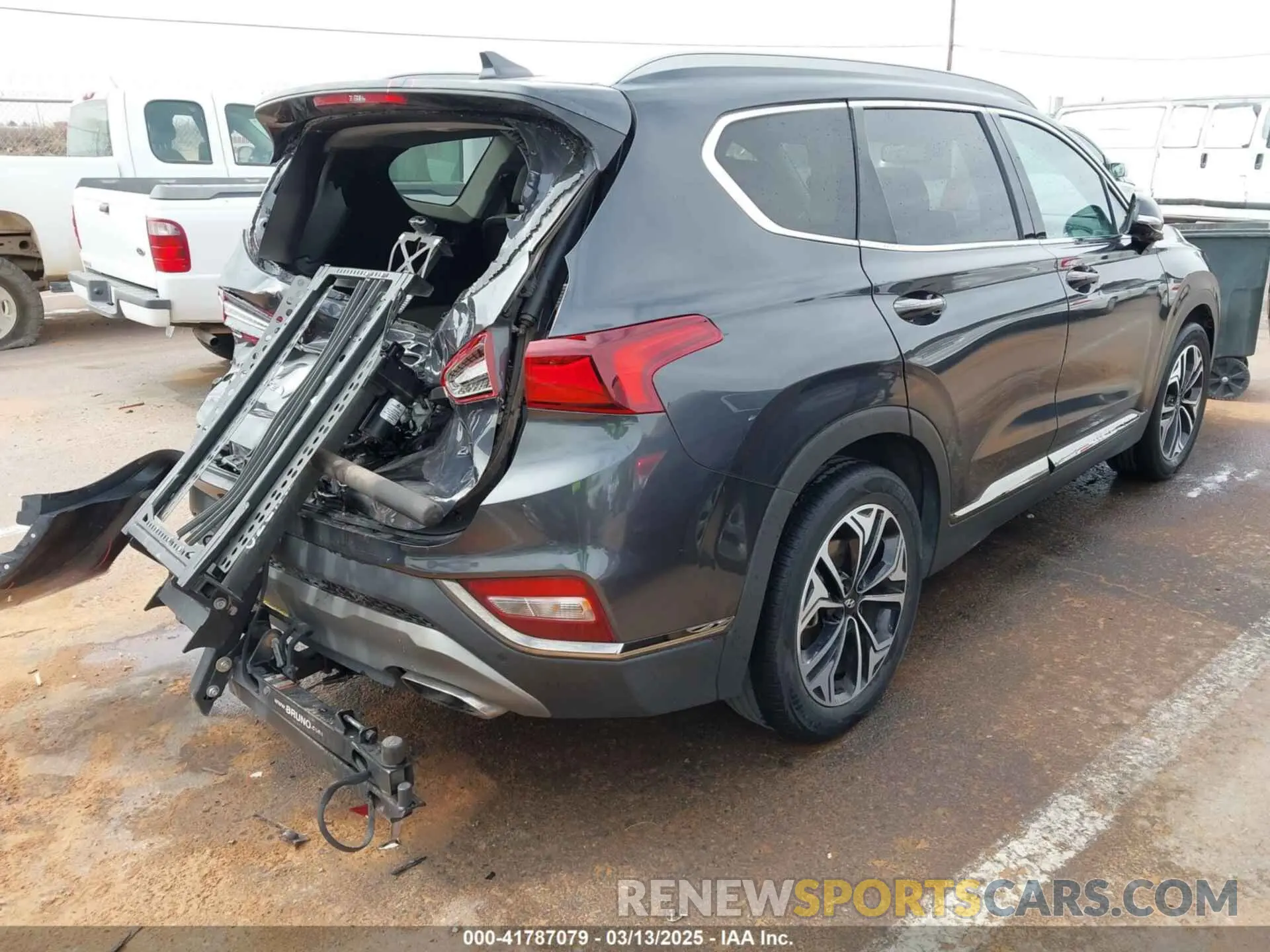 4 fotografías del automóvil dañado 5NMS53AA8LH213608 HYUNDAI SANTA FE 2020