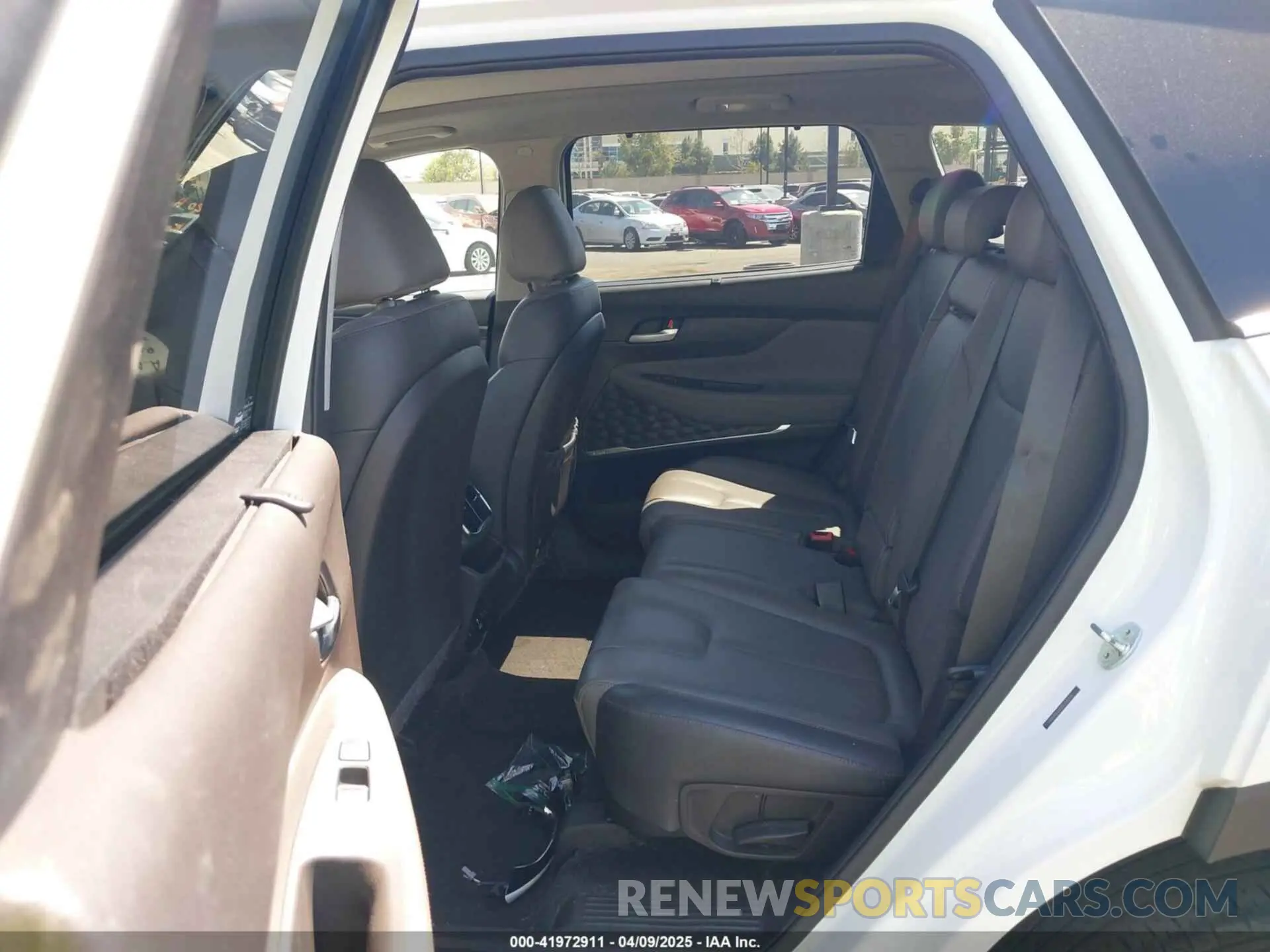 8 fotografías del automóvil dañado 5NMS53AD1LH181515 HYUNDAI SANTA FE 2020