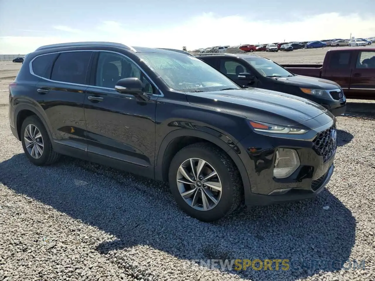 4 fotografías del automóvil dañado 5NMS53AD6LH270111 HYUNDAI SANTA FE 2020