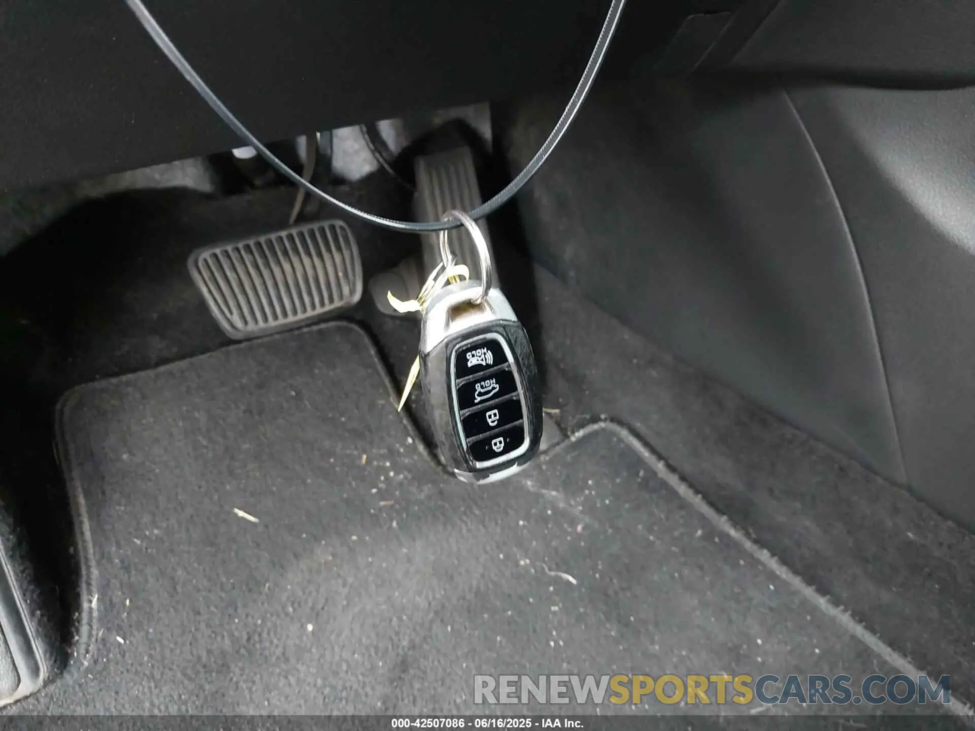 11 fotografías del automóvil dañado 5NMS5CAD4LH207587 HYUNDAI SANTA FE 2020