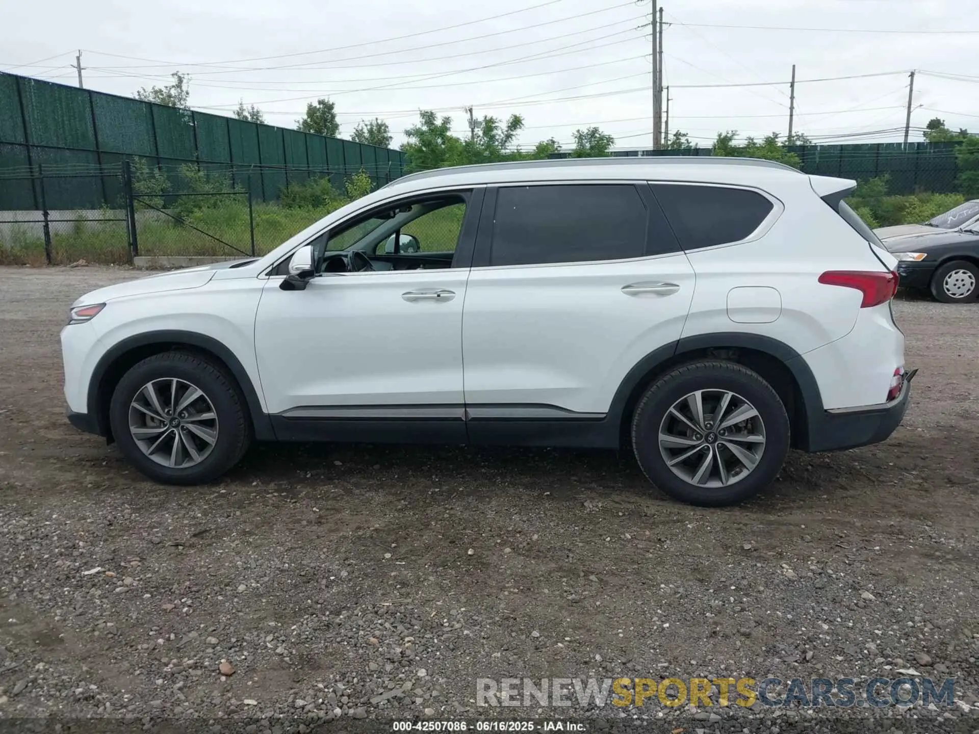14 fotografías del automóvil dañado 5NMS5CAD4LH207587 HYUNDAI SANTA FE 2020