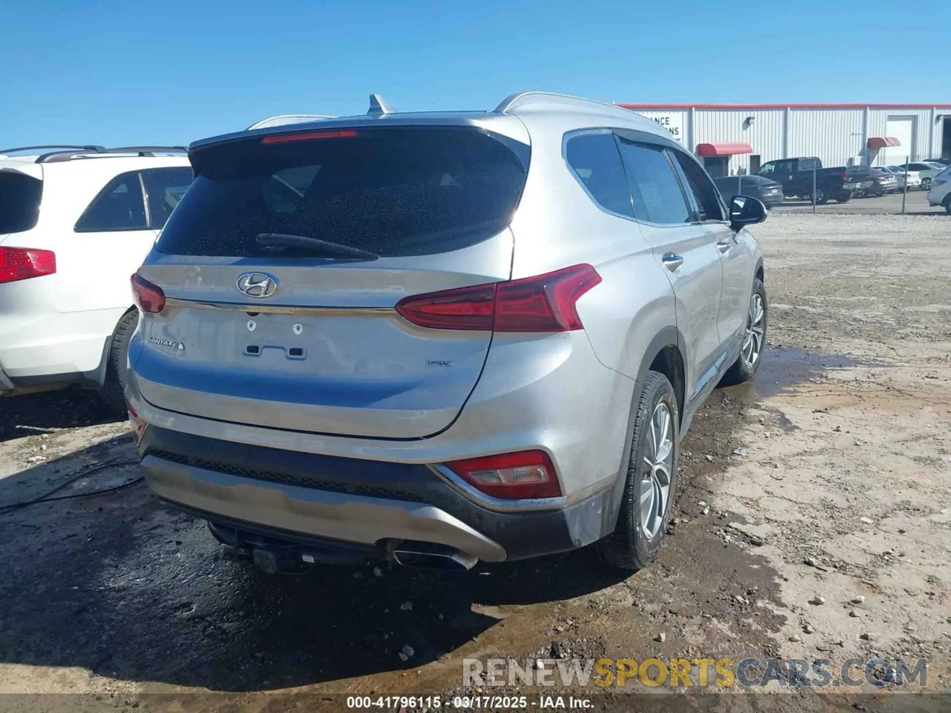 4 fotografías del automóvil dañado 5NMS5CAD6LH304340 HYUNDAI SANTA FE 2020