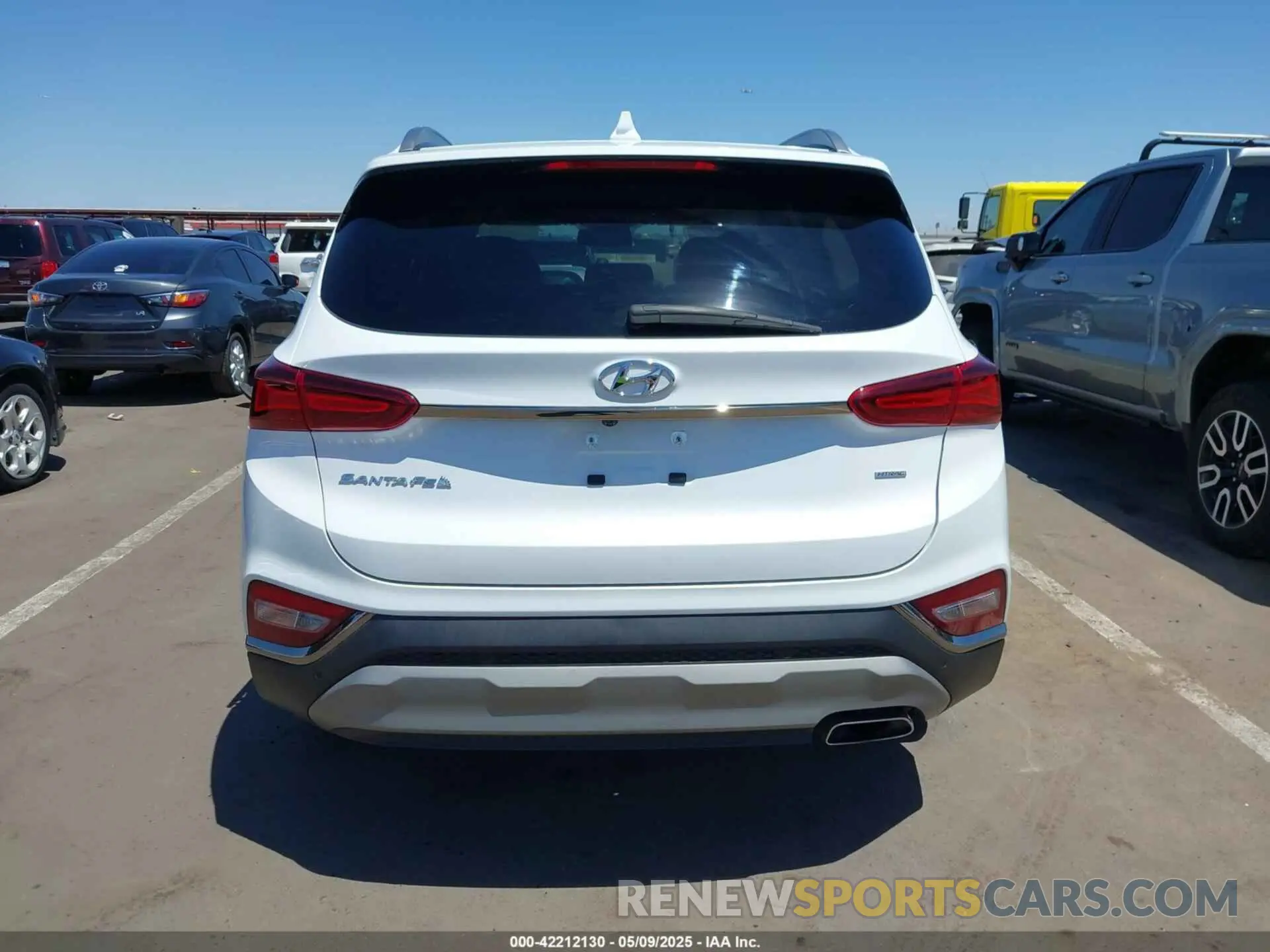 17 fotografías del automóvil dañado 5NMS5CAD8LH209374 HYUNDAI SANTA FE 2020