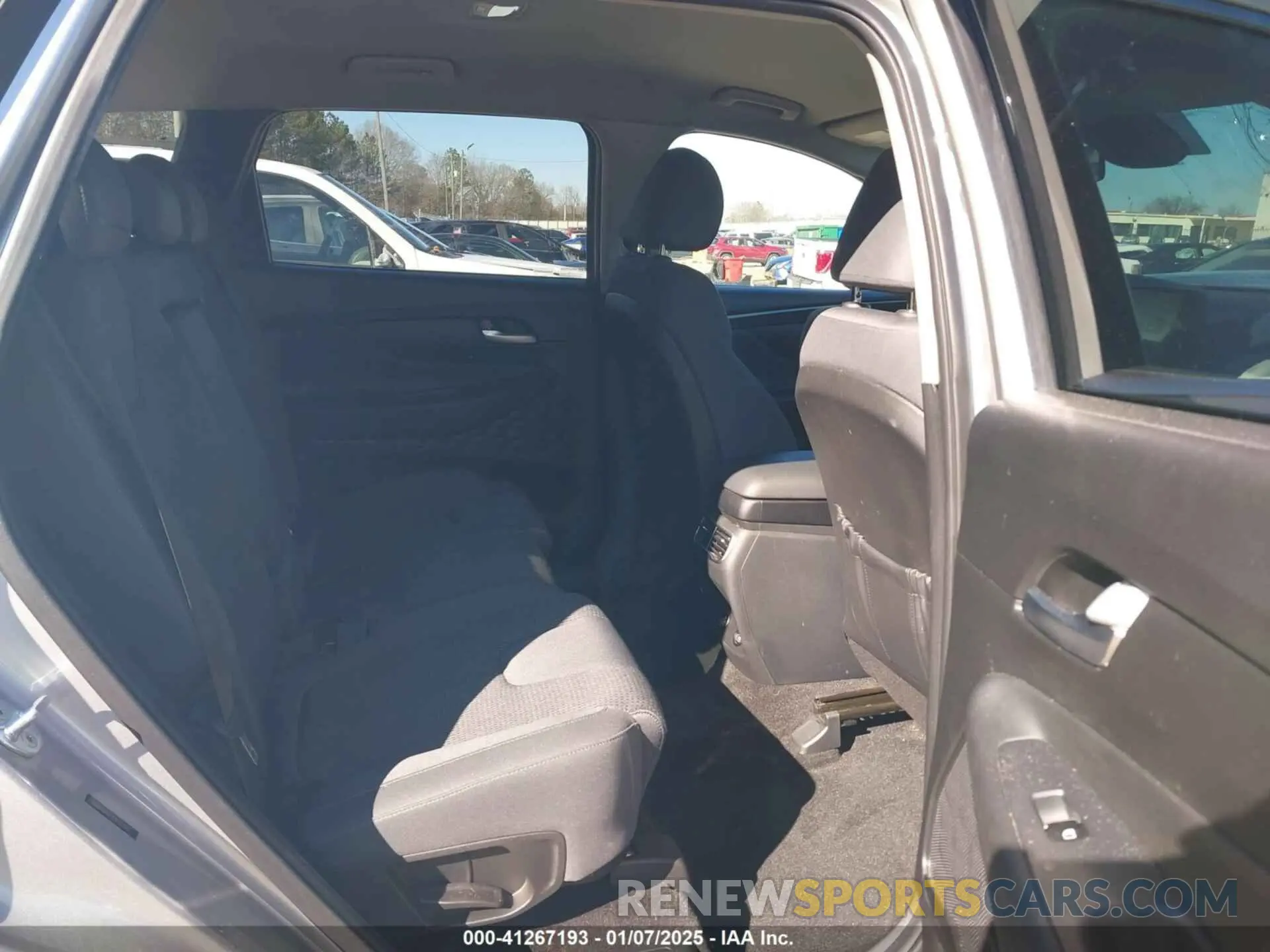 8 fotografías del automóvil dañado 5NMS24AJ5MH361862 HYUNDAI SANTA FE 2021
