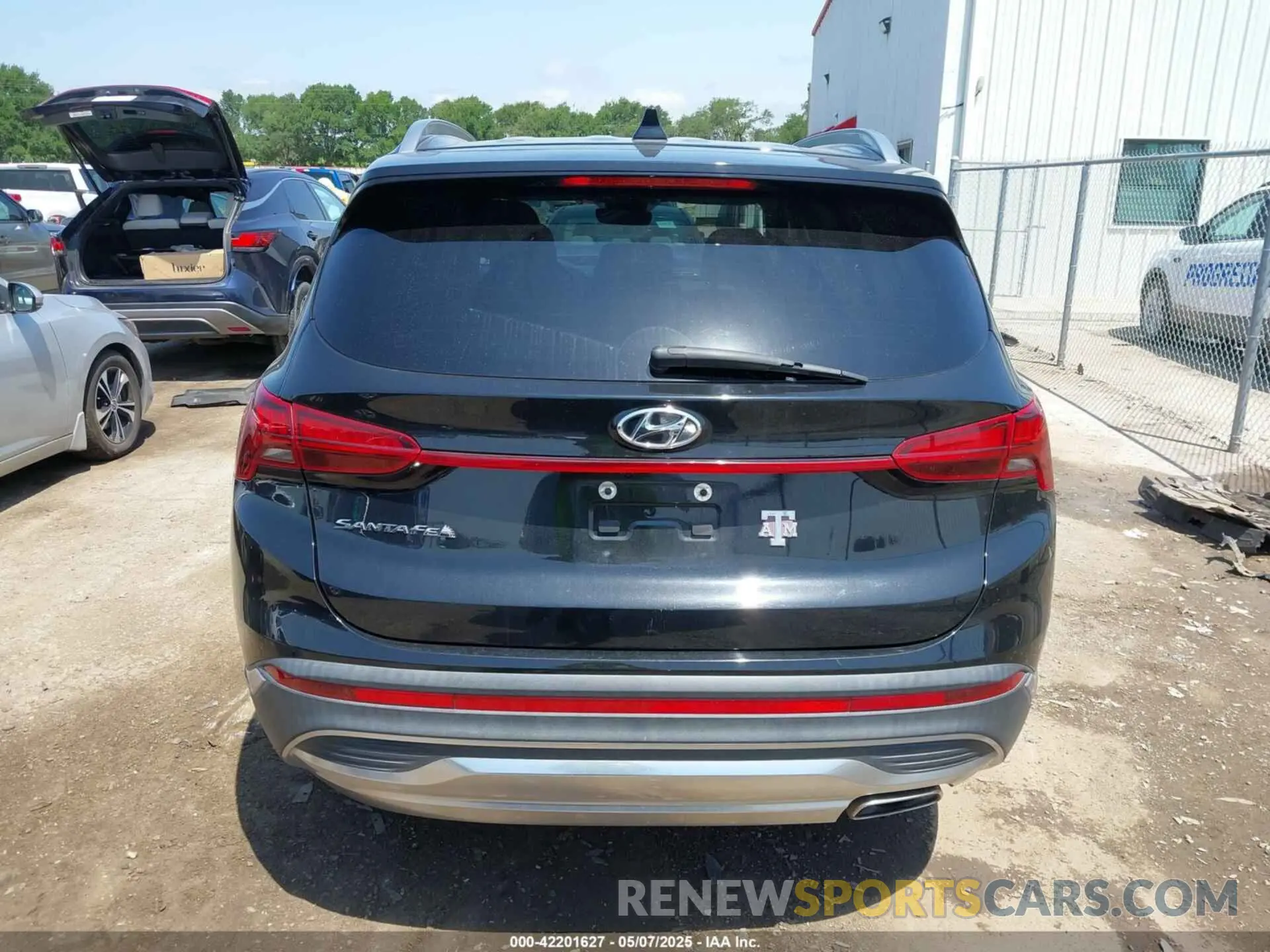 16 fotografías del automóvil dañado 5NMS24AJ7MH307365 HYUNDAI SANTA FE 2021
