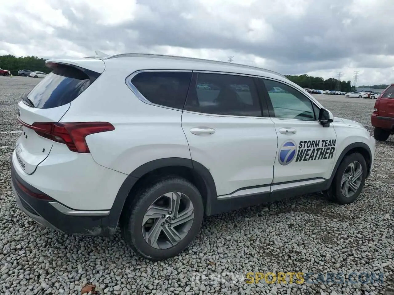 3 fotografías del automóvil dañado 5NMS24AJ8MH320075 HYUNDAI SANTA FE 2021