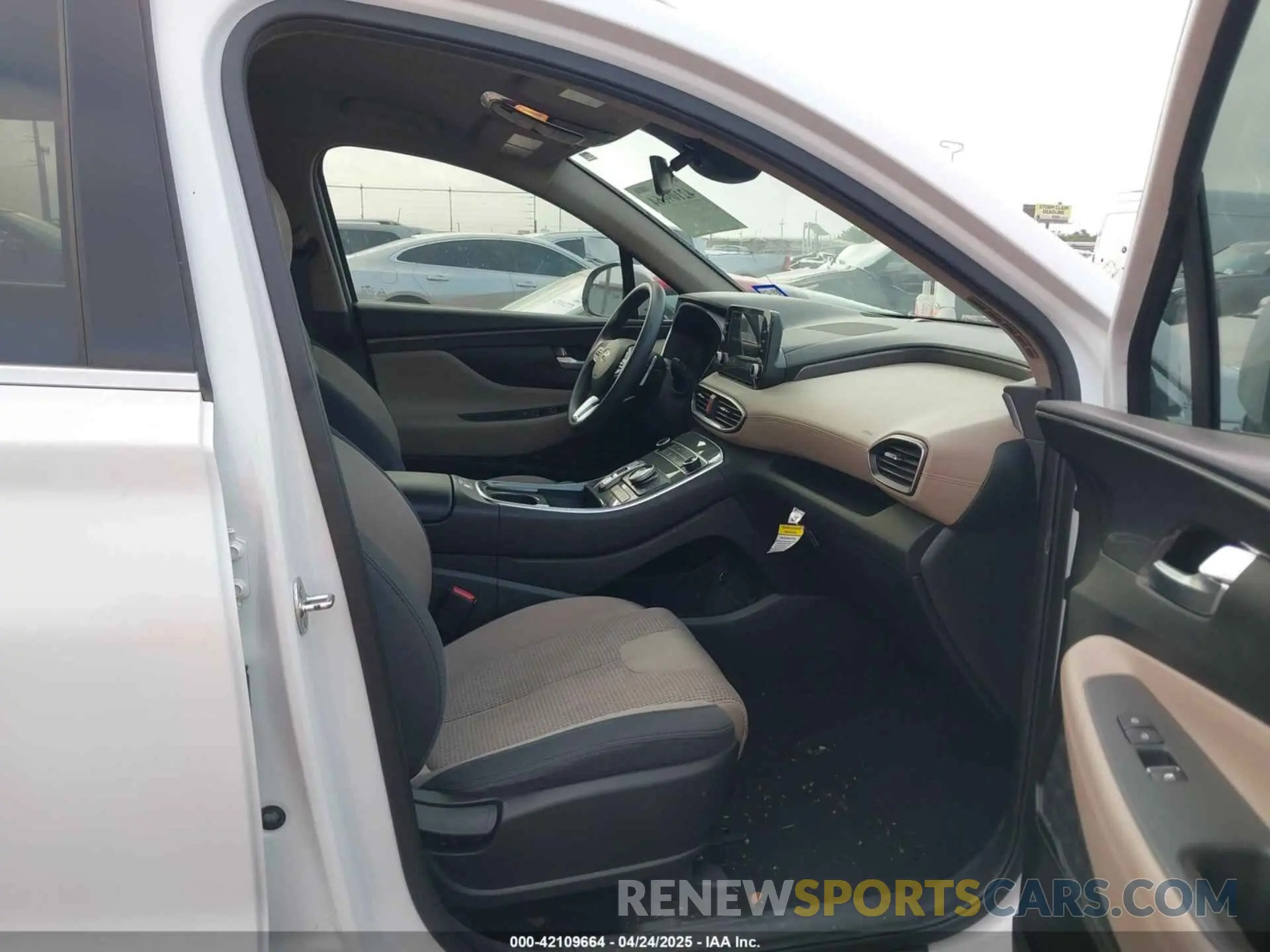 5 fotografías del automóvil dañado 5NMS24AJ8MH365968 HYUNDAI SANTA FE 2021