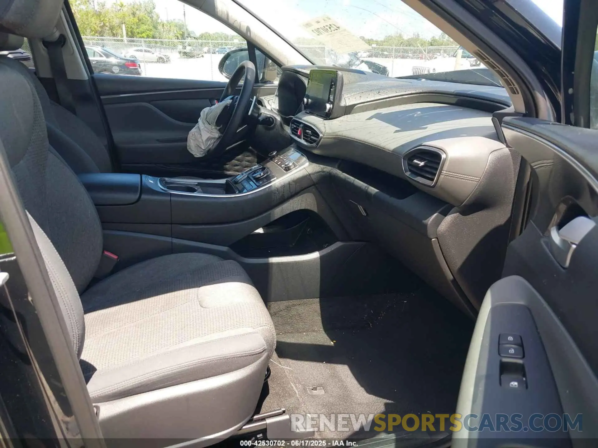 5 fotografías del automóvil dañado 5NMS24AJ9MH345650 HYUNDAI SANTA FE 2021