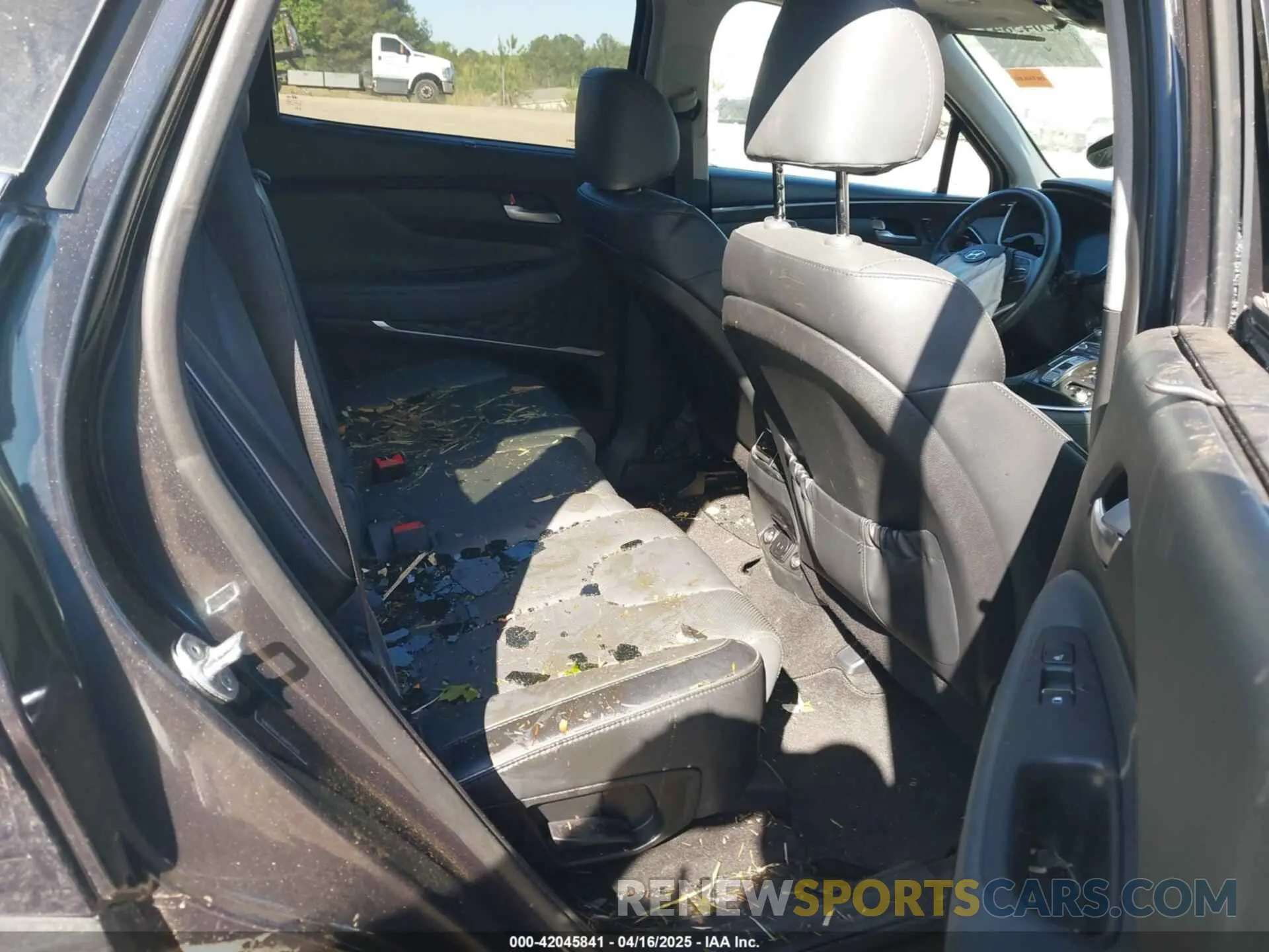 8 fotografías del automóvil dañado 5NMS44AL6MH323519 HYUNDAI SANTA FE 2021