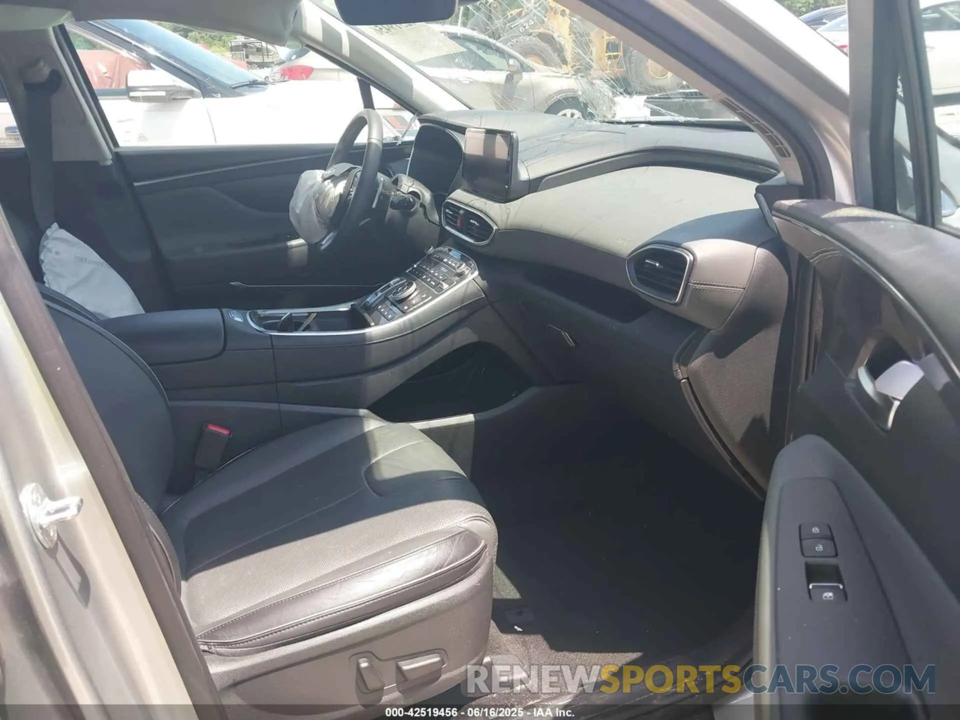 5 fotografías del automóvil dañado 5NMS4DAL8MH356537 HYUNDAI SANTA FE 2021