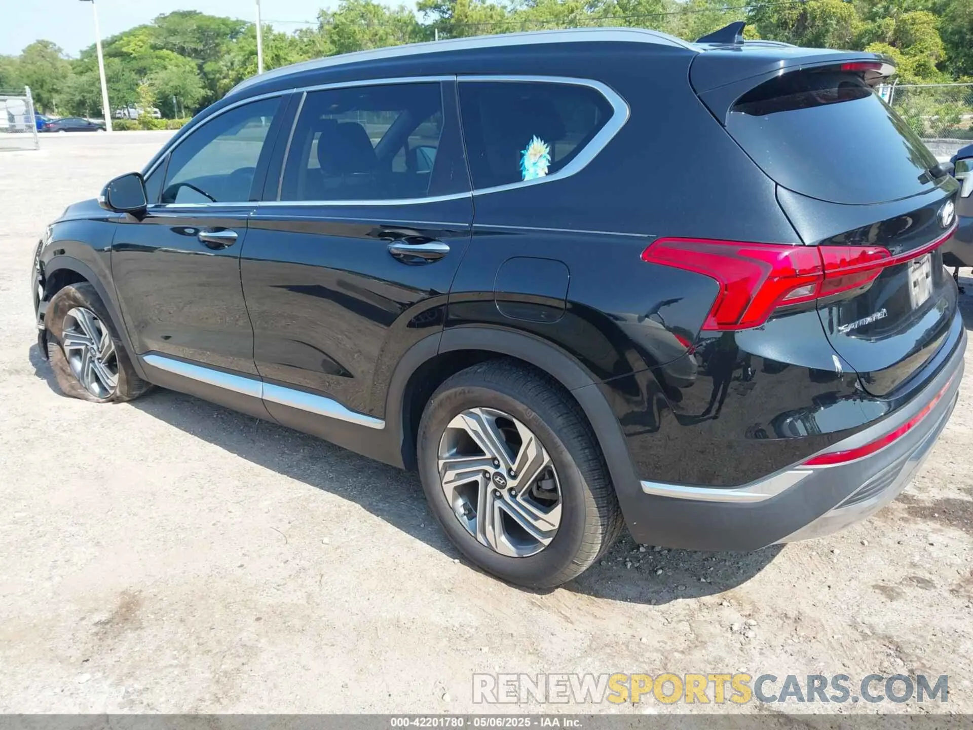 3 fotografías del automóvil dañado 5NMS64AJ3MH331523 HYUNDAI SANTA FE 2021
