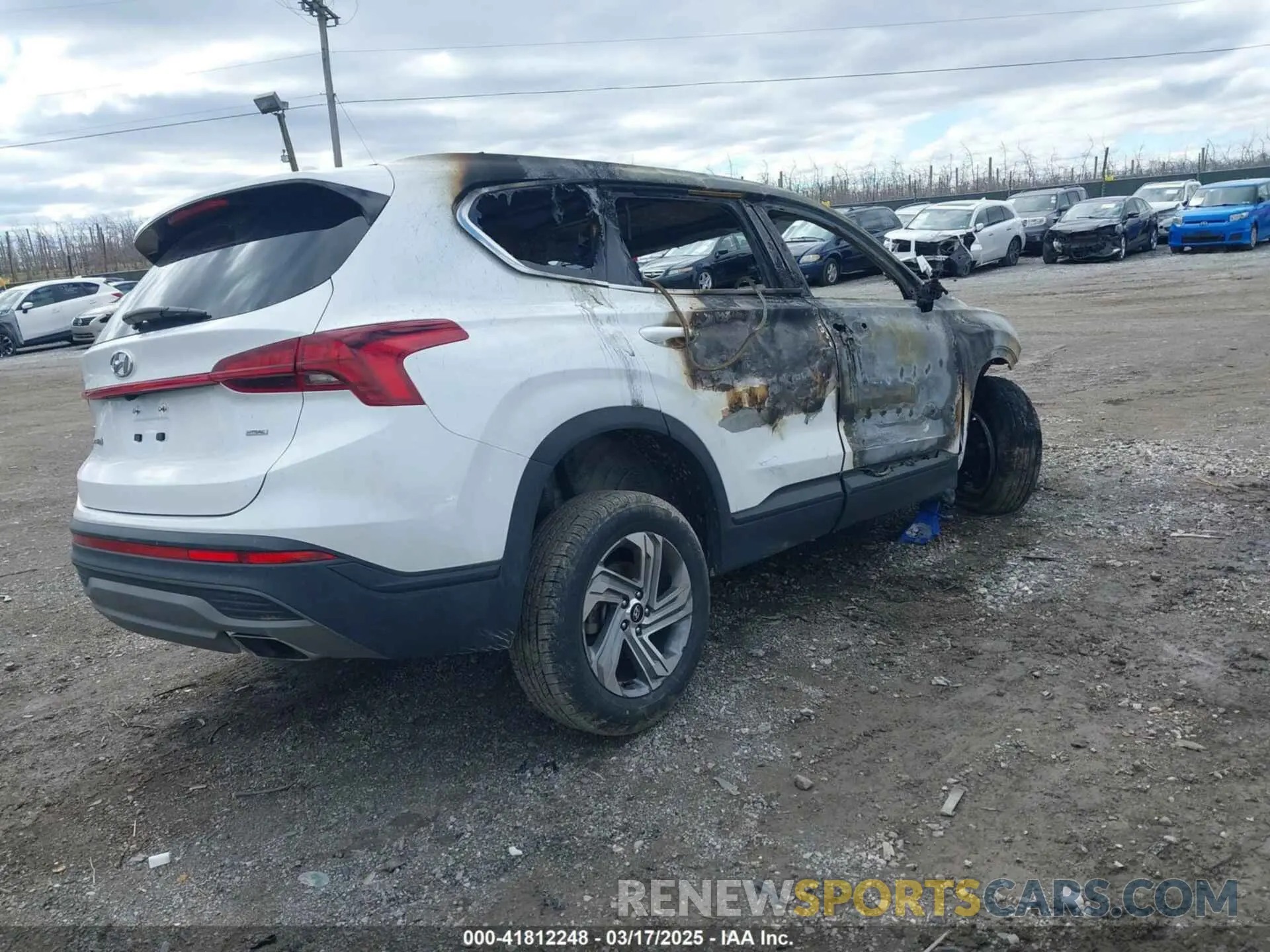 4 fotografías del automóvil dañado 5NMS1DAJ1NH417462 HYUNDAI SANTA FE 2022