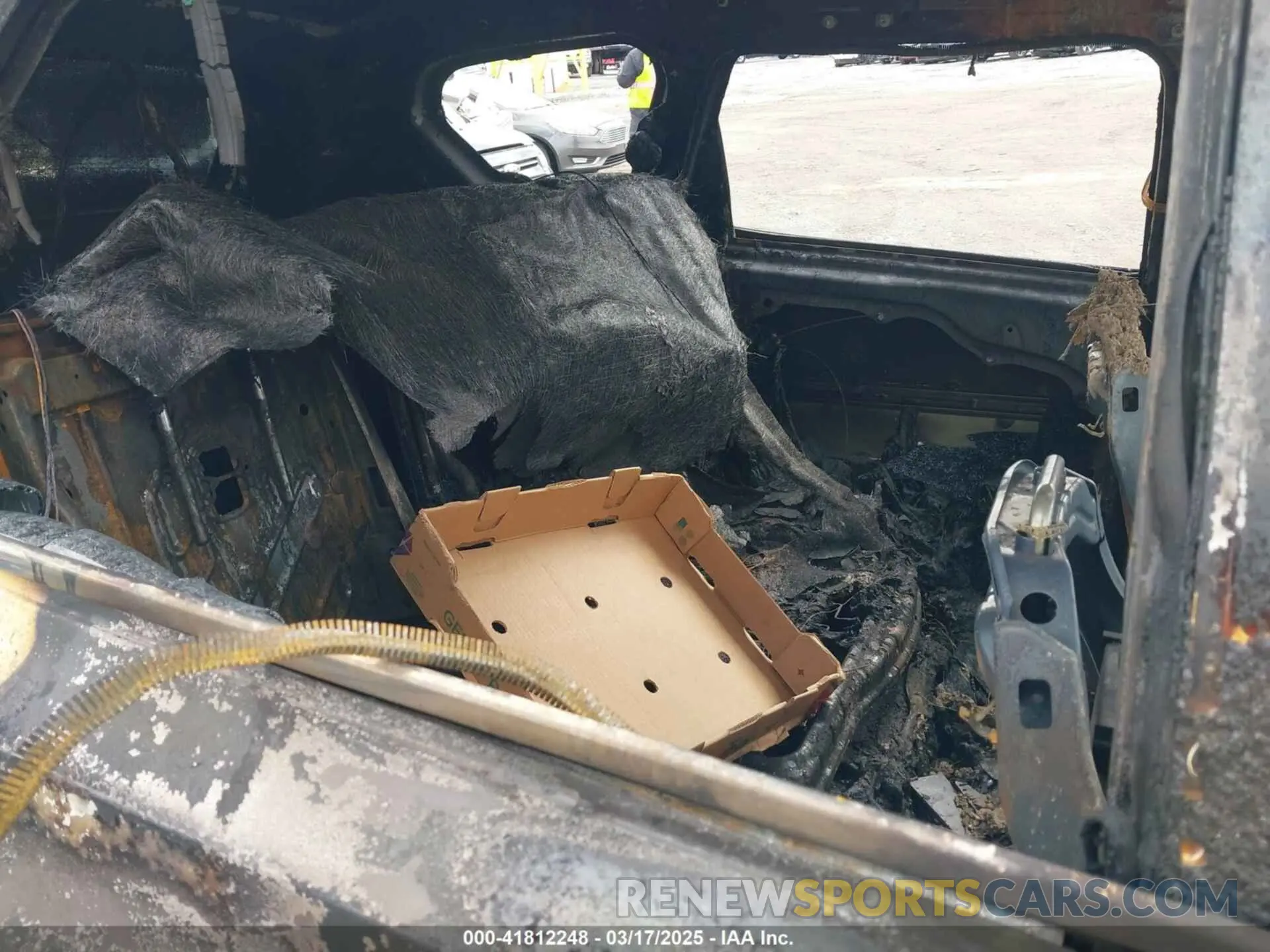 8 fotografías del automóvil dañado 5NMS1DAJ1NH417462 HYUNDAI SANTA FE 2022