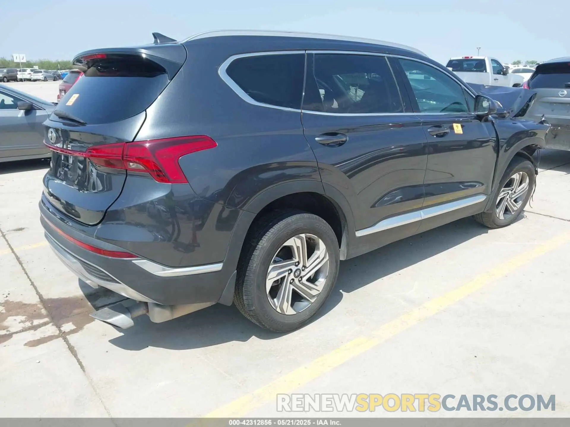 4 fotografías del automóvil dañado 5NMS24AJ3NH482116 HYUNDAI SANTA FE 2022
