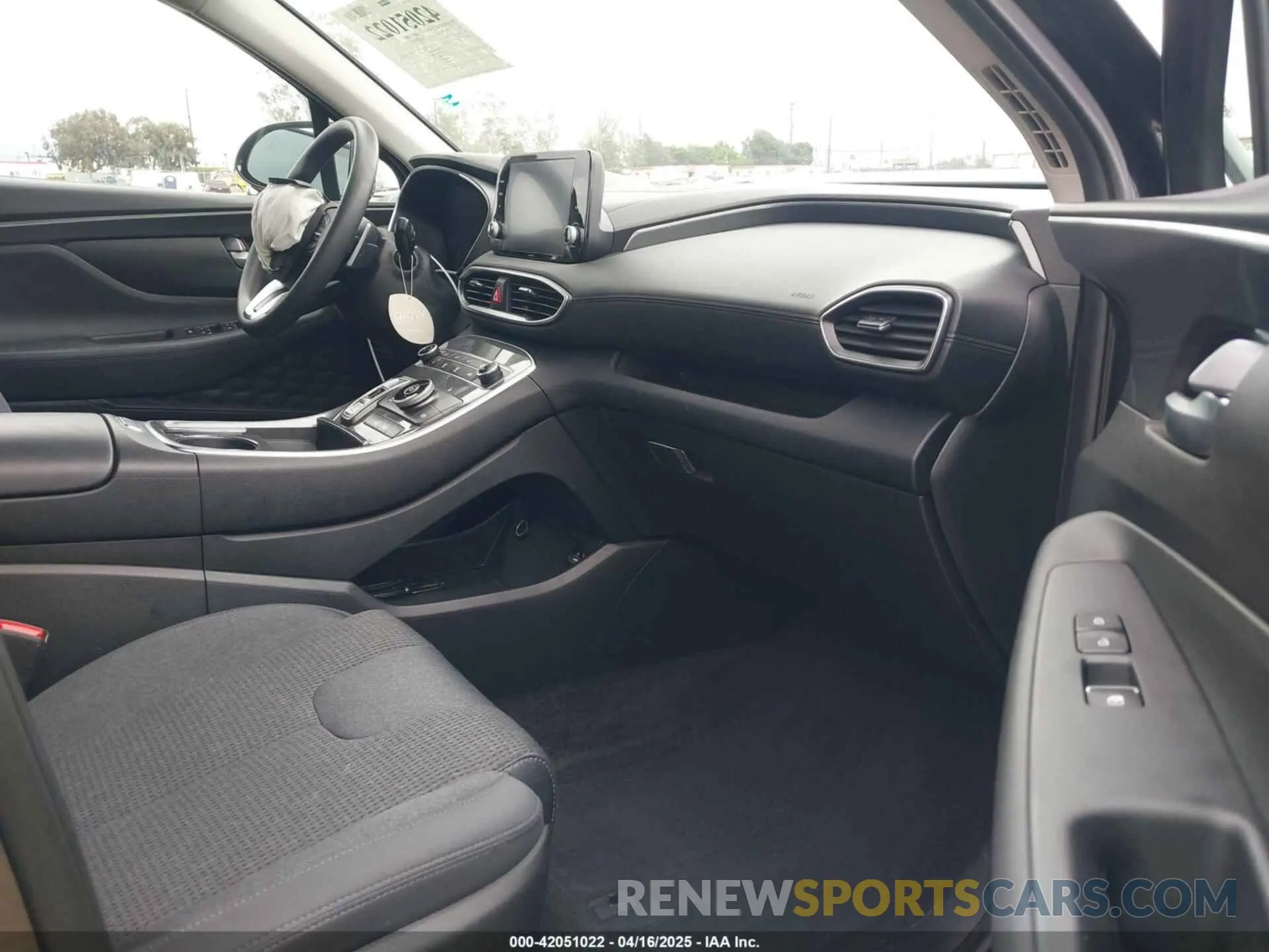 5 fotografías del automóvil dañado 5NMS24AJ9NH373112 HYUNDAI SANTA FE 2022