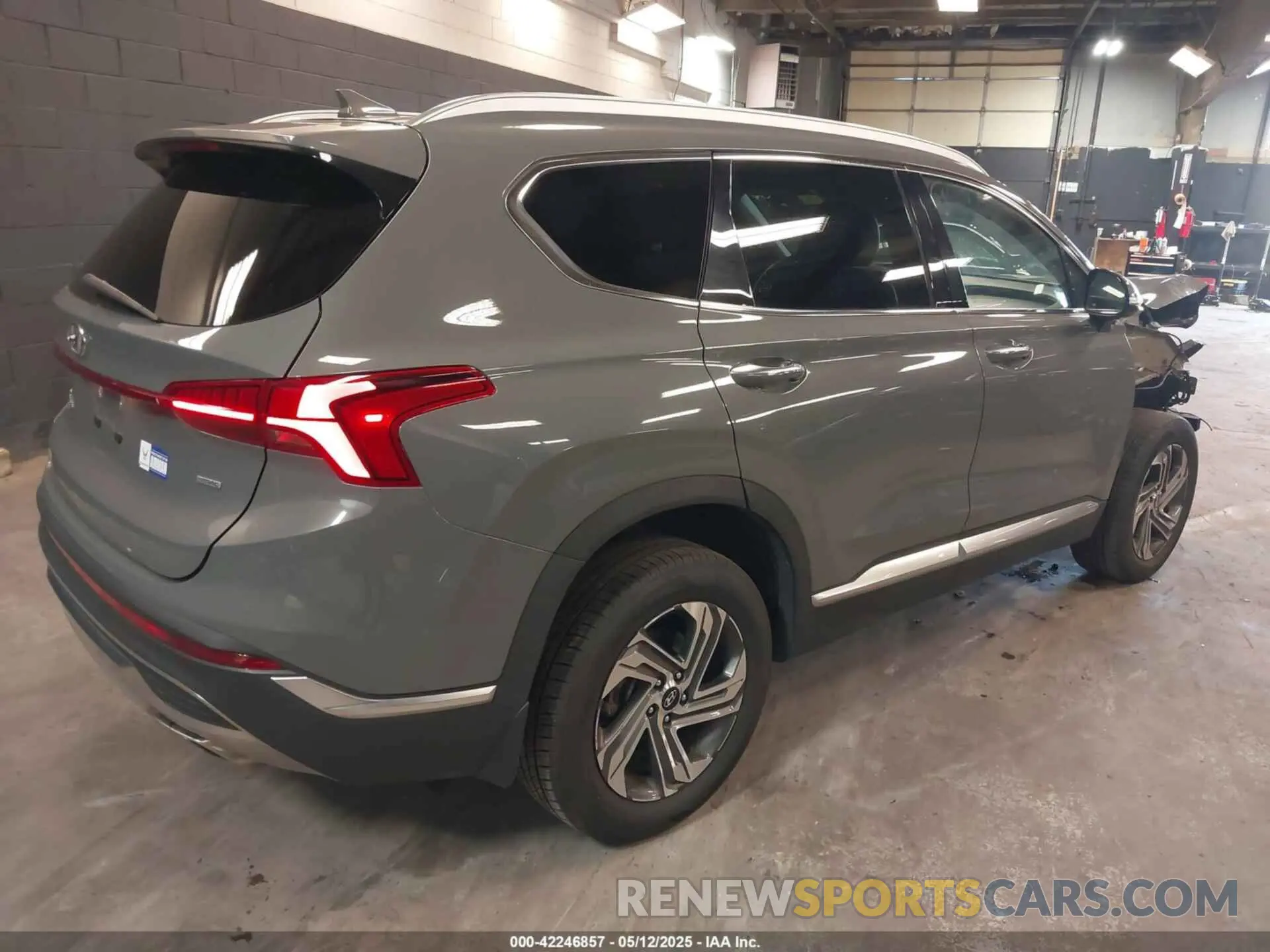 4 fotografías del automóvil dañado 5NMS3DAJXNH475578 HYUNDAI SANTA FE 2022