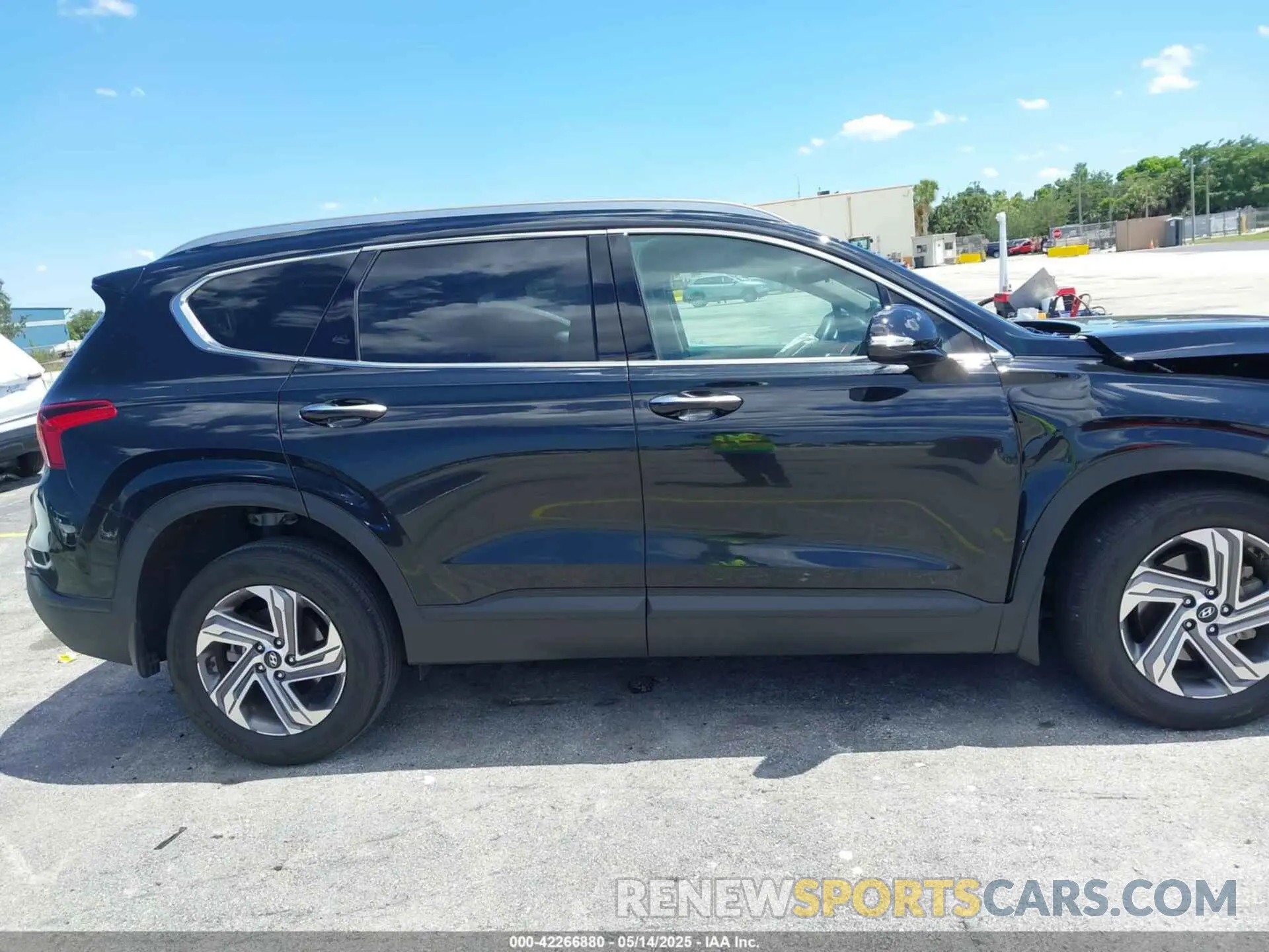 14 fotografías del automóvil dañado 5NMS24AJ1PH653853 HYUNDAI SANTA FE 2023