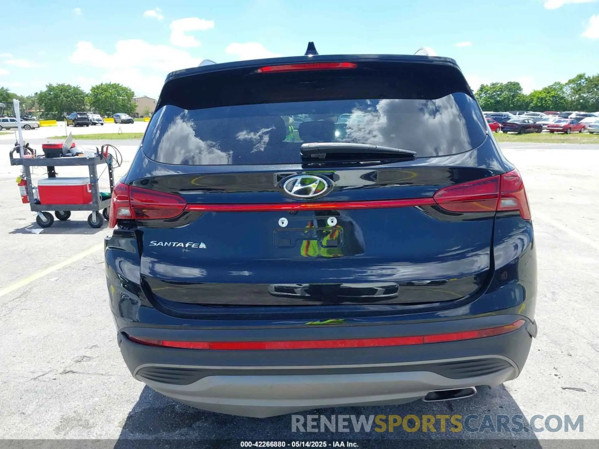 17 fotografías del automóvil dañado 5NMS24AJ1PH653853 HYUNDAI SANTA FE 2023