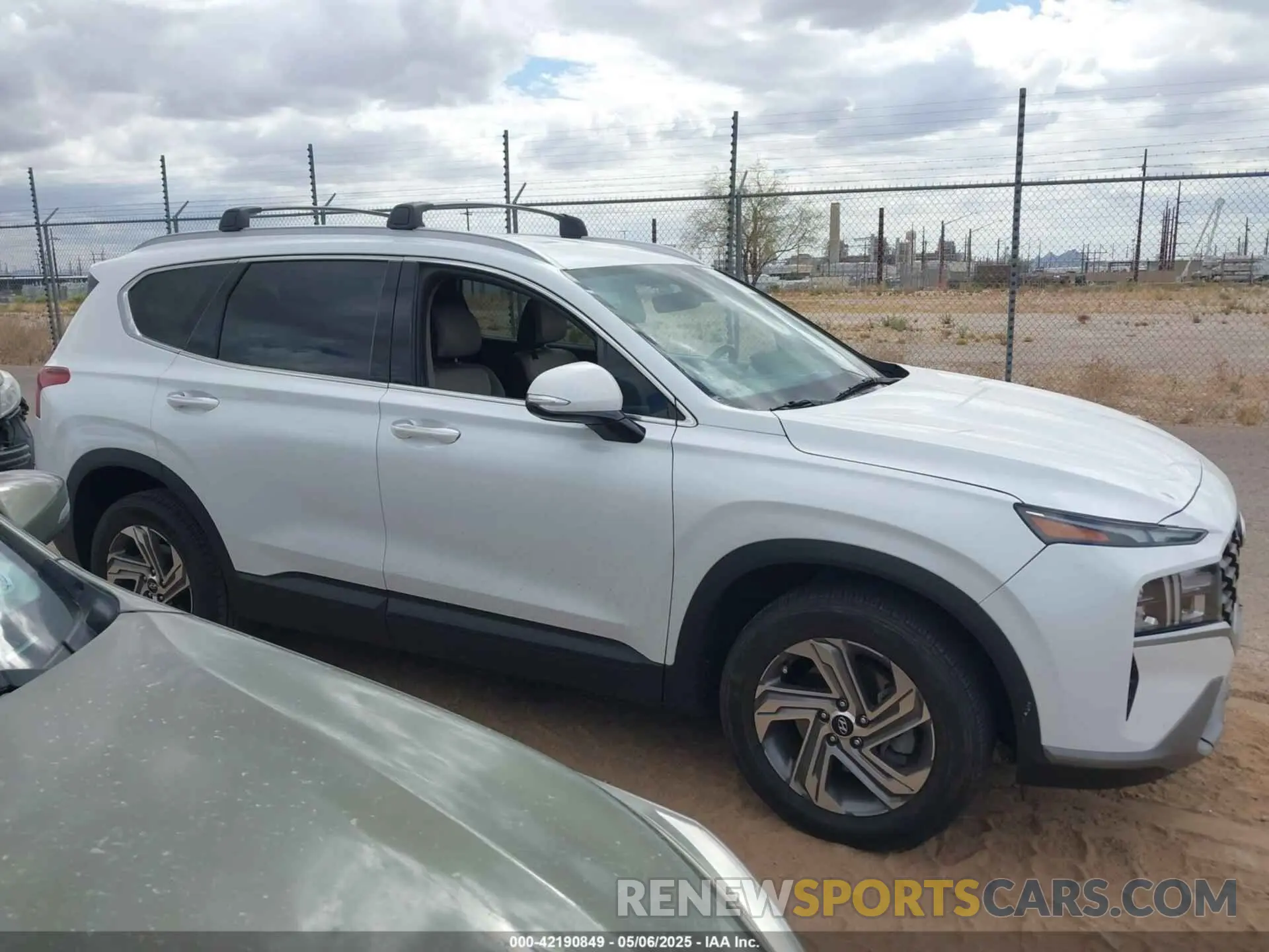12 fotografías del automóvil dañado 5NMS24AJ3PH482782 HYUNDAI SANTA FE 2023
