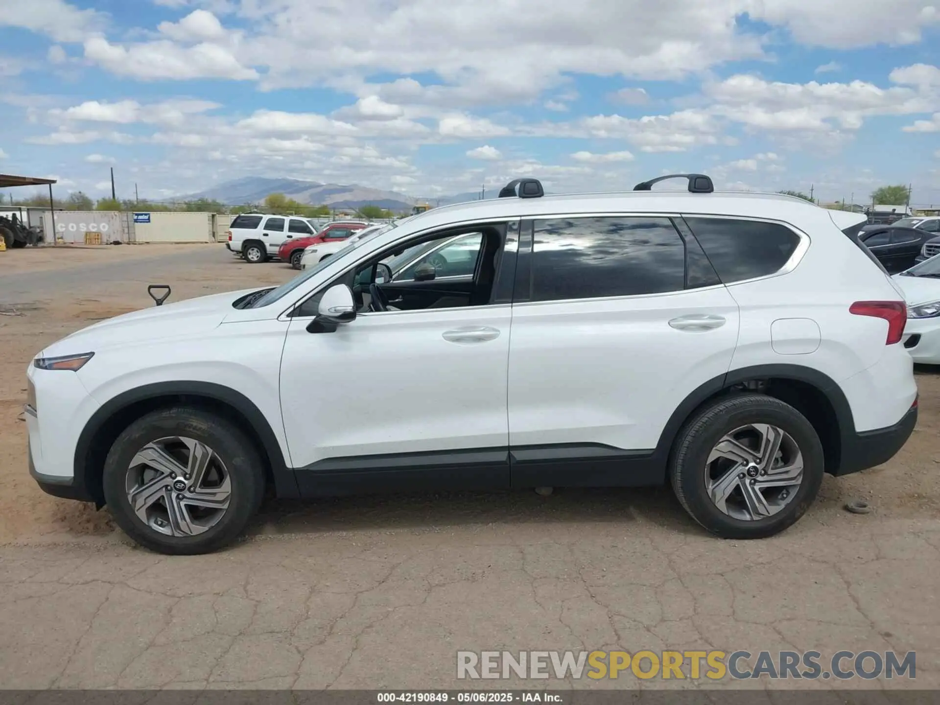 13 fotografías del automóvil dañado 5NMS24AJ3PH482782 HYUNDAI SANTA FE 2023