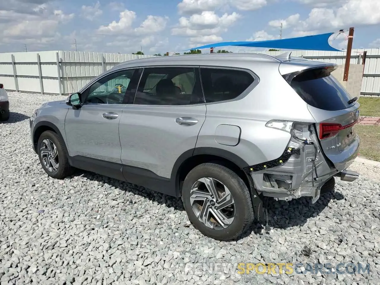2 fotografías del automóvil dañado 5NMS24AJ7PH549657 HYUNDAI SANTA FE 2023