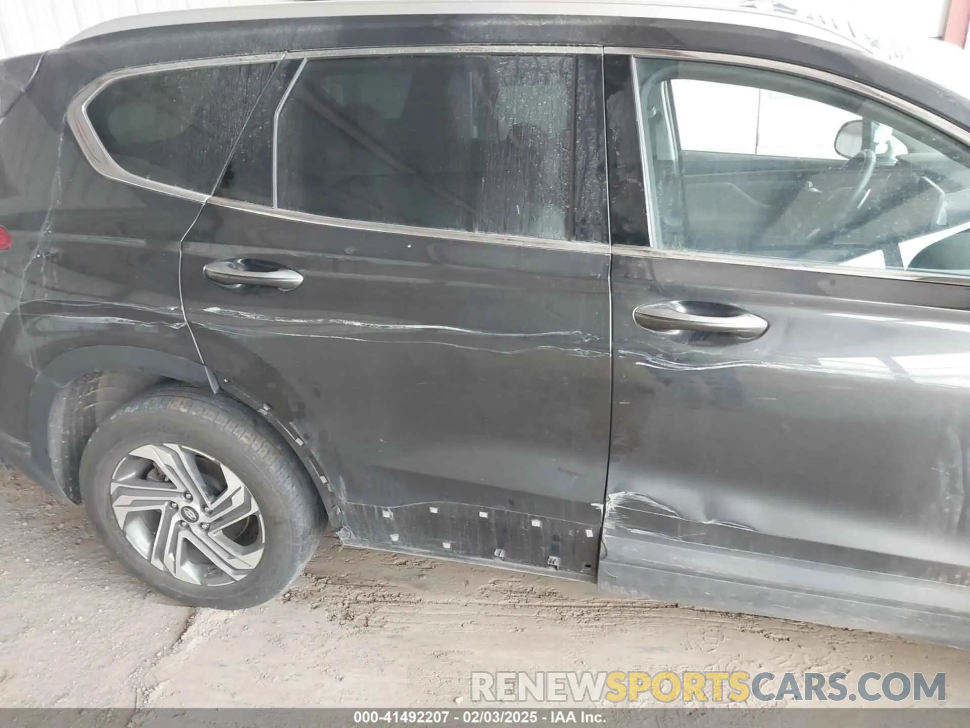 19 fotografías del automóvil dañado 5NMS24AJ7PH564076 HYUNDAI SANTA FE 2023