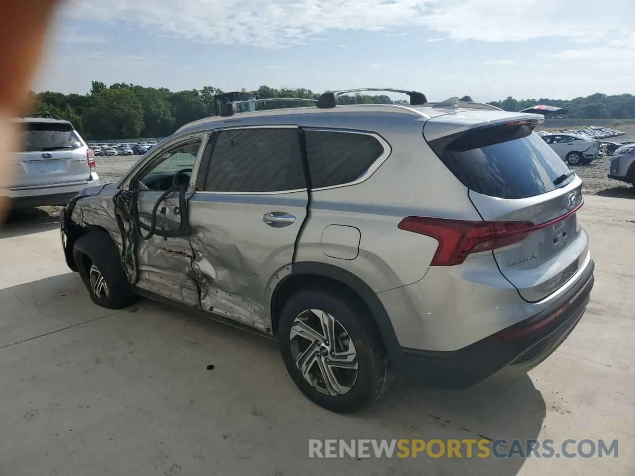 2 fotografías del automóvil dañado 5NMS24AJ8PH507420 HYUNDAI SANTA FE 2023