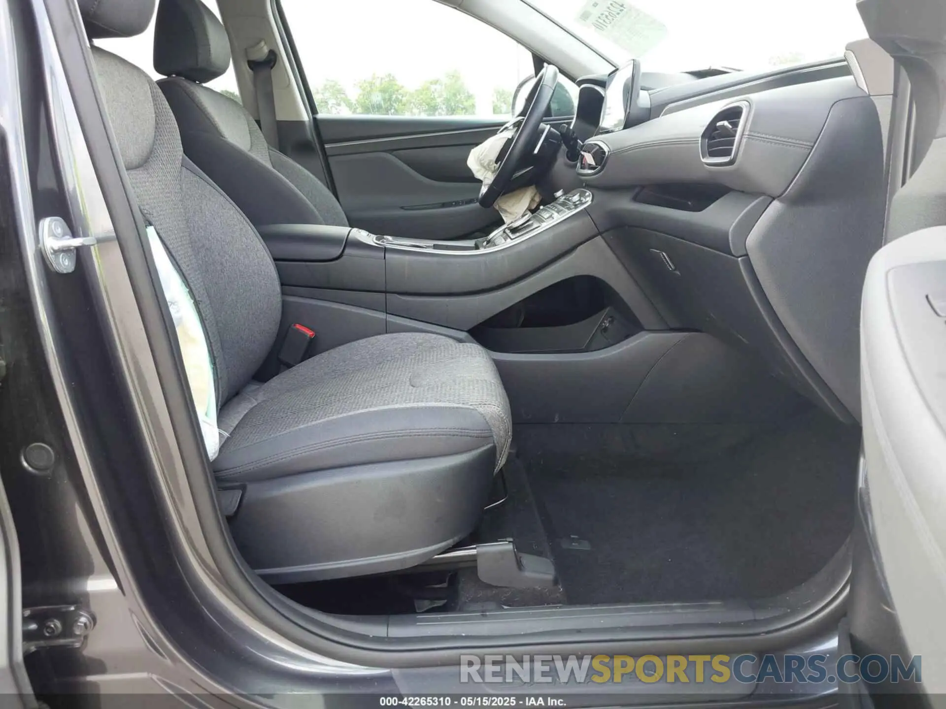 5 fotografías del automóvil dañado 5NMS24AJ8PH630389 HYUNDAI SANTA FE 2023