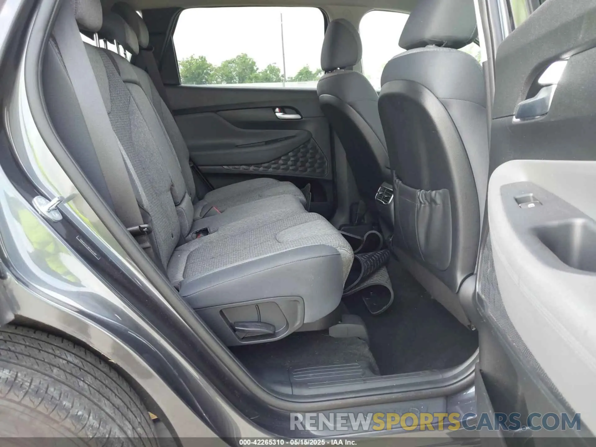 8 fotografías del automóvil dañado 5NMS24AJ8PH630389 HYUNDAI SANTA FE 2023