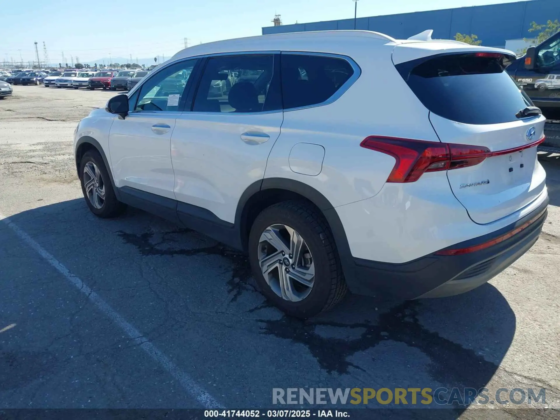 3 fotografías del automóvil dañado 5NMS24AJ9PH527630 HYUNDAI SANTA FE 2023
