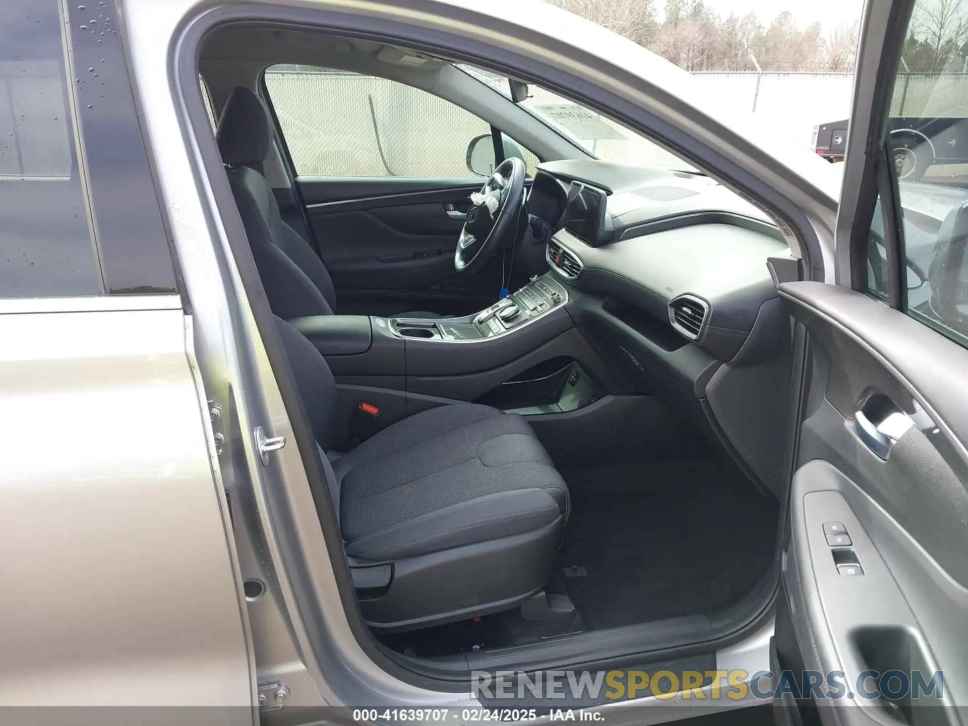 5 fotografías del automóvil dañado 5NMS24AJXPH583804 HYUNDAI SANTA FE 2023
