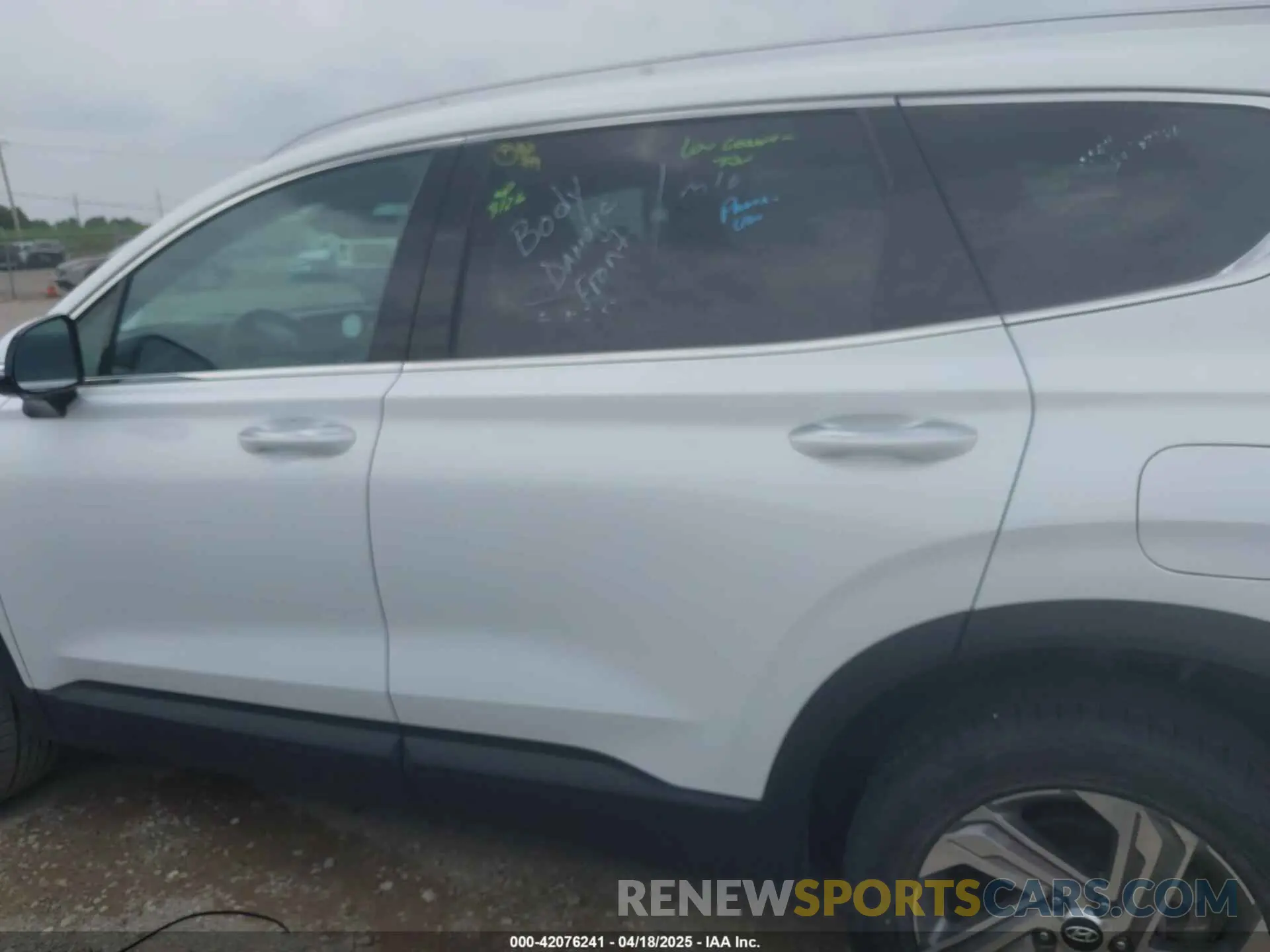 14 fotografías del automóvil dañado 5NMS2DAJ0PH524289 HYUNDAI SANTA FE 2023