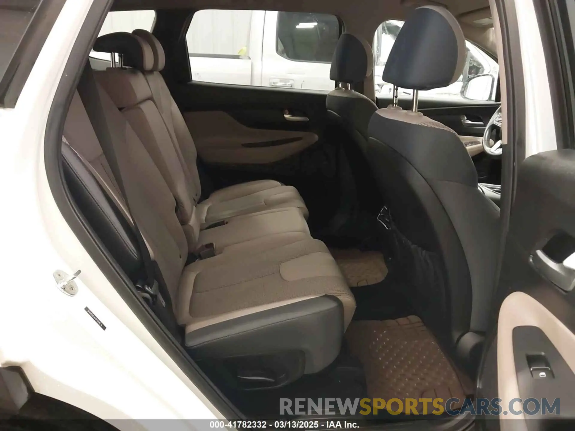 8 fotografías del automóvil dañado 5NMS2DAJ1PH519716 HYUNDAI SANTA FE 2023