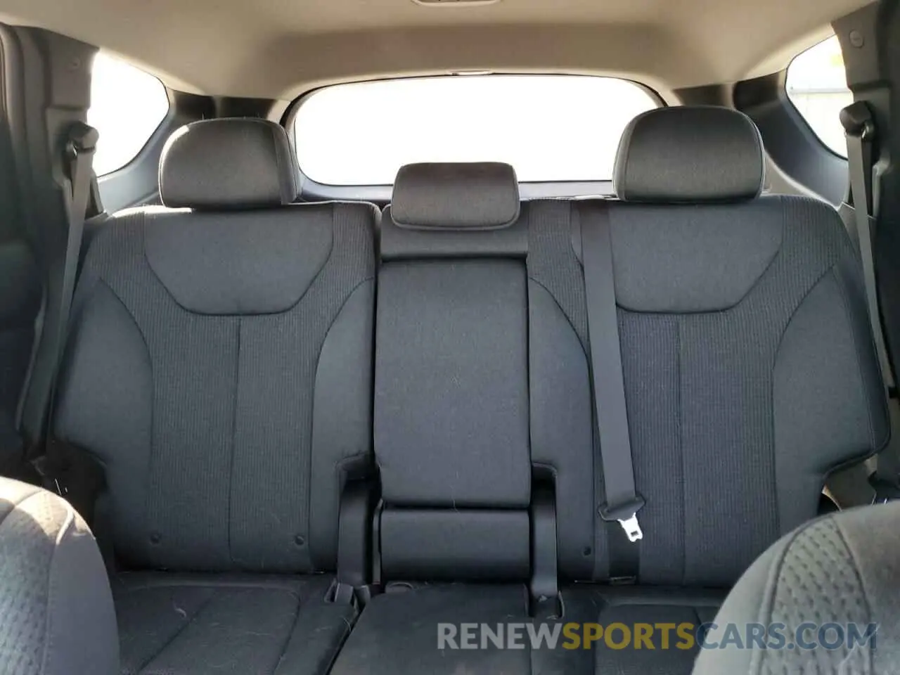 10 fotografías del automóvil dañado 5NMS2DAJ2PH547881 HYUNDAI SANTA FE 2023