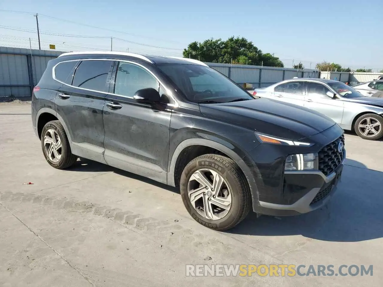 4 fotografías del automóvil dañado 5NMS2DAJ2PH547881 HYUNDAI SANTA FE 2023