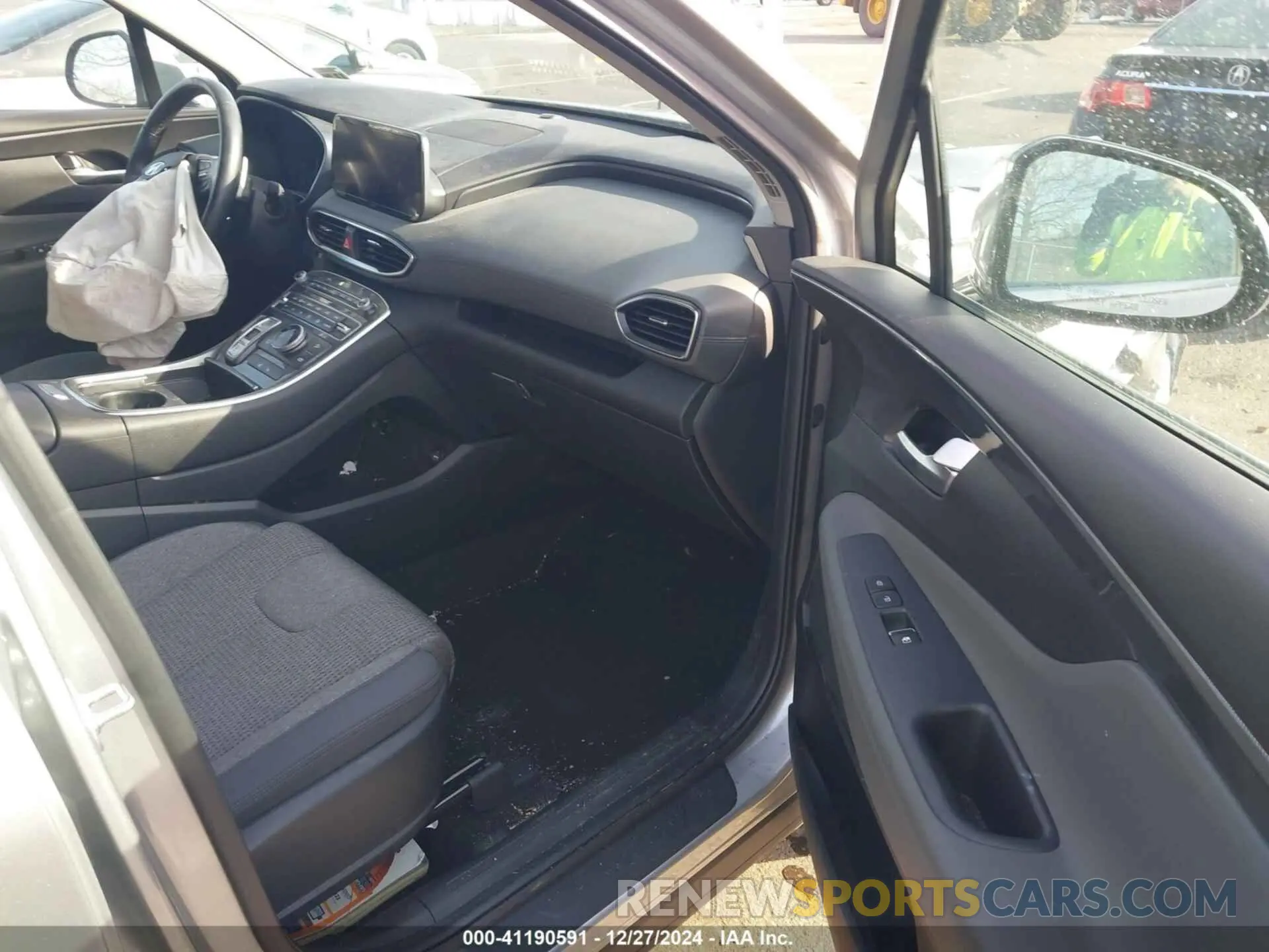 5 fotografías del automóvil dañado 5NMS2DAJ2PH645826 HYUNDAI SANTA FE 2023