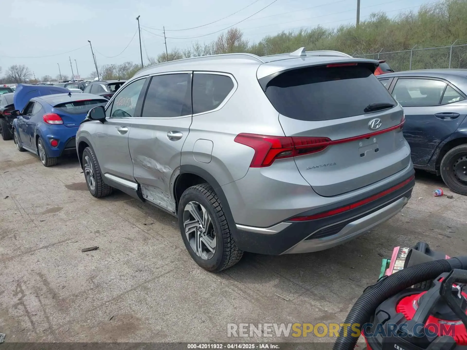 3 fotografías del automóvil dañado 5NMS3DAJ9PH615381 HYUNDAI SANTA FE 2023