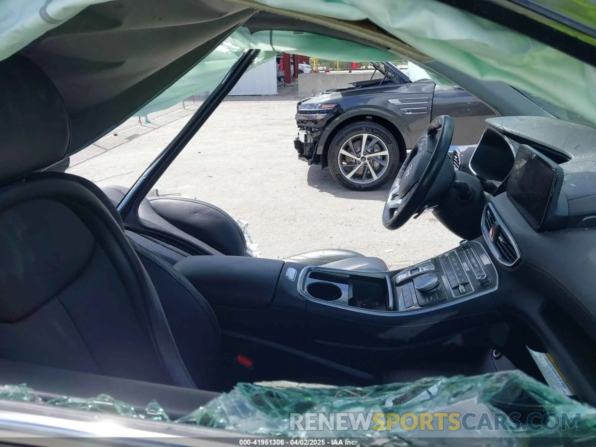 5 fotografías del automóvil dañado 5NMS44AL3PH557590 HYUNDAI SANTA FE 2023
