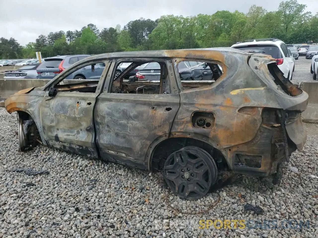 2 fotografías del automóvil dañado 5NMS44AL4PH559655 HYUNDAI SANTA FE 2023
