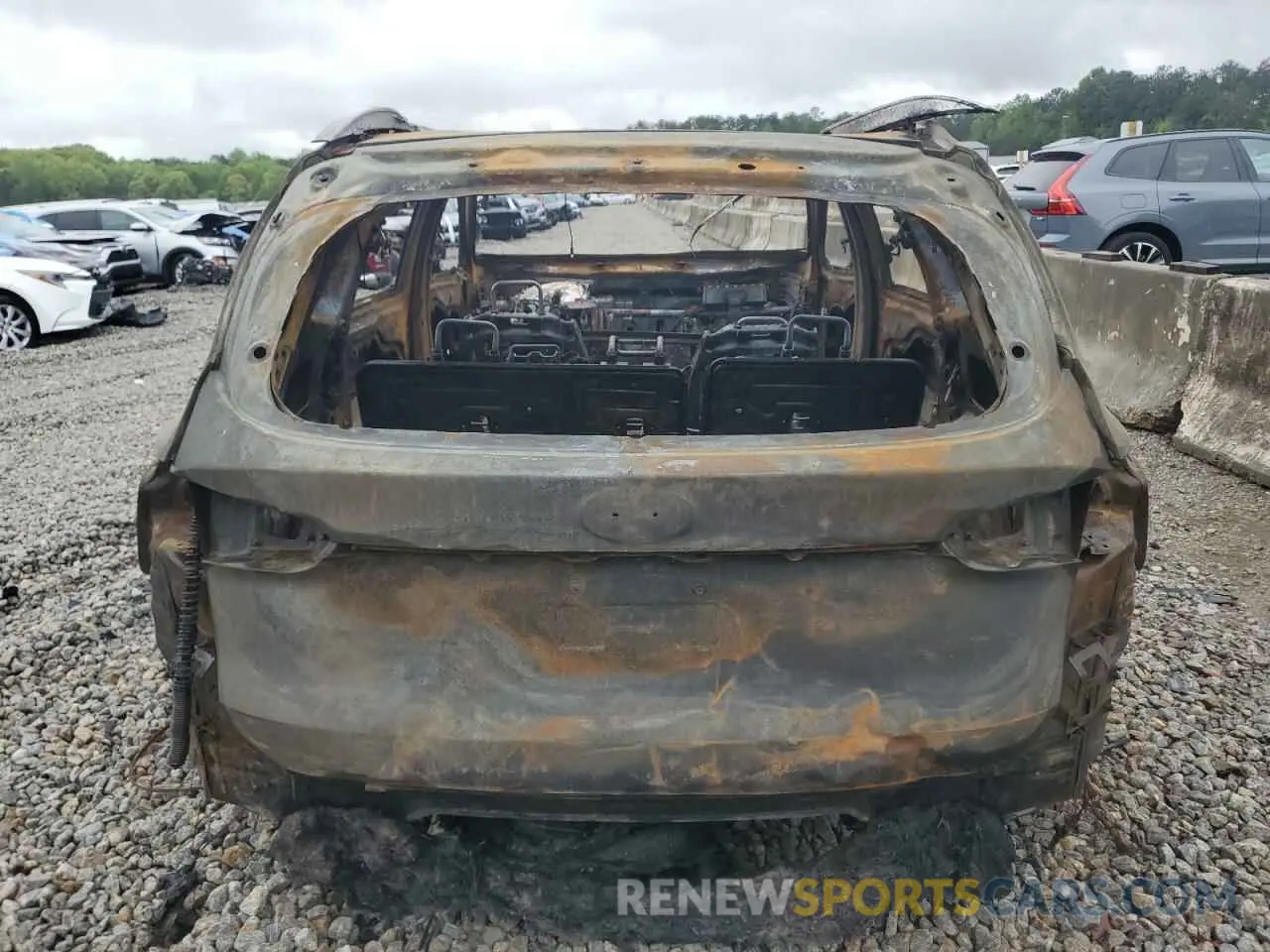6 fotografías del automóvil dañado 5NMS44AL4PH559655 HYUNDAI SANTA FE 2023