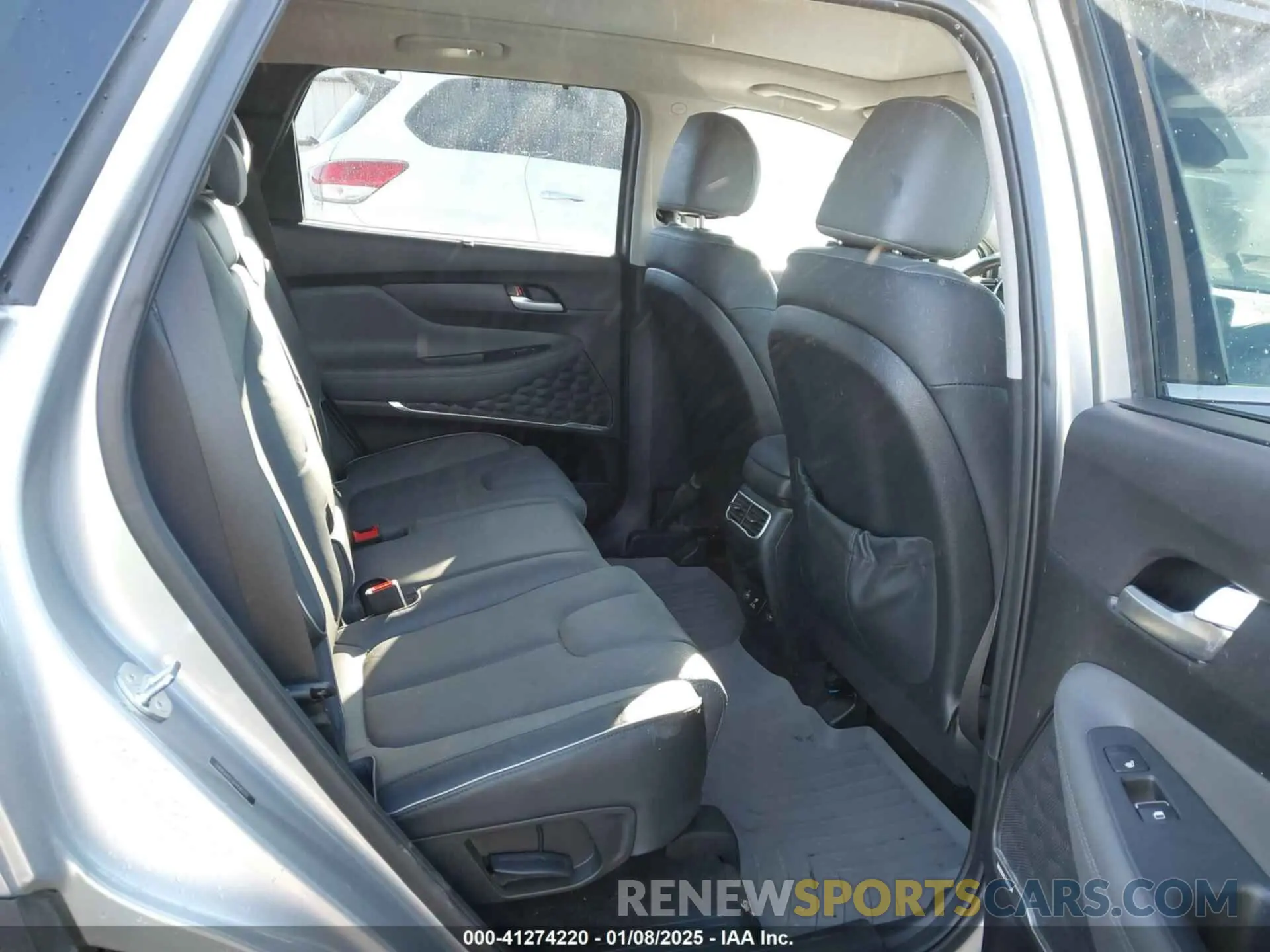8 fotografías del automóvil dañado 5NMS44AL8PH547203 HYUNDAI SANTA FE 2023