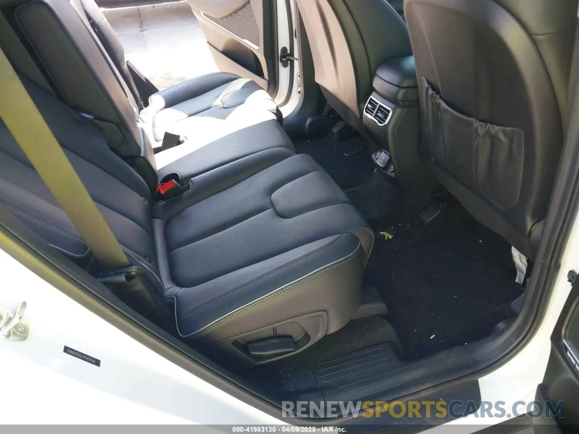 8 fotografías del automóvil dañado 5NMS4DAL7PH654565 HYUNDAI SANTA FE 2023