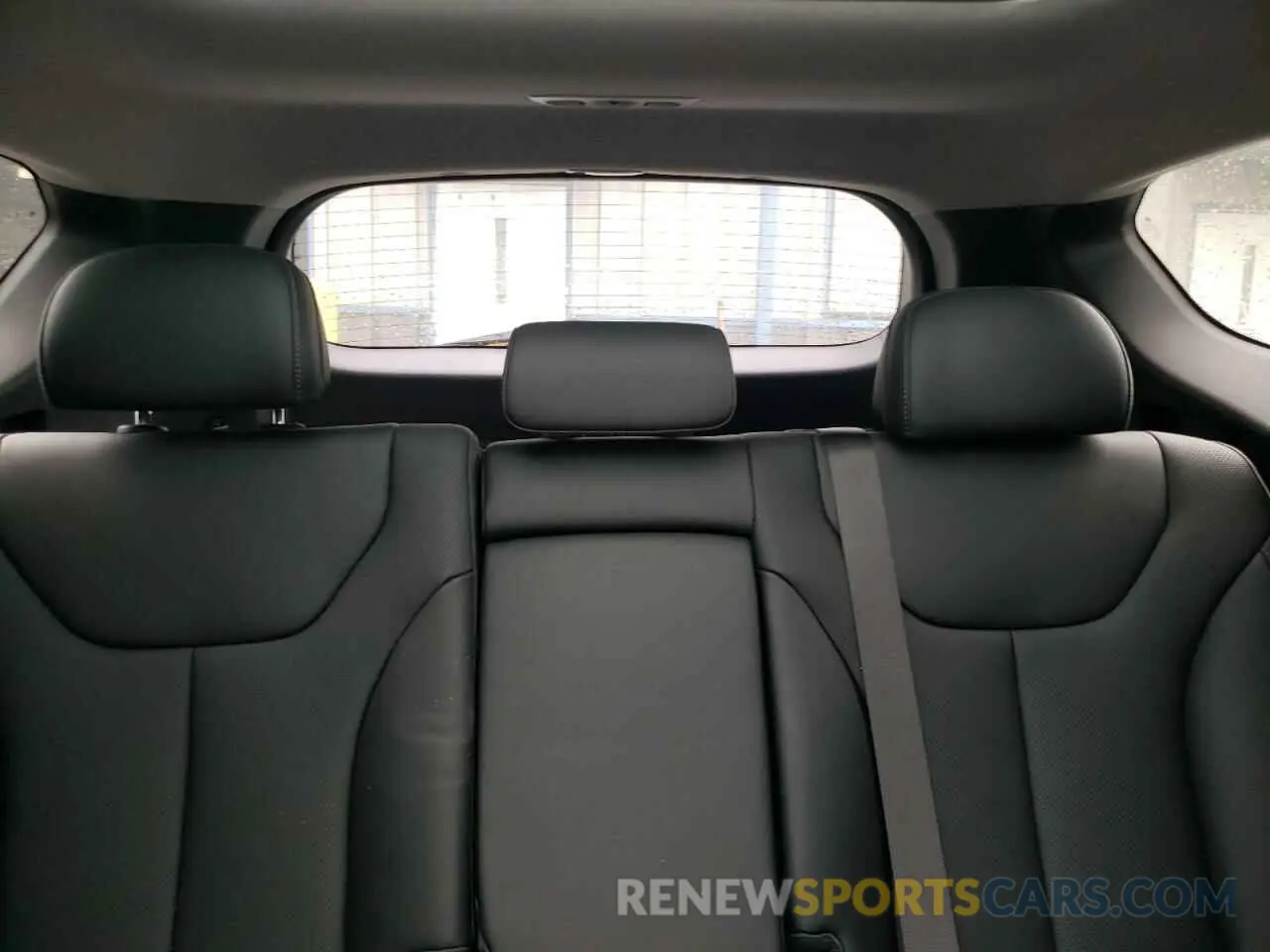 10 fotografías del automóvil dañado 5NMS5DA18PH015350 HYUNDAI SANTA FE 2023